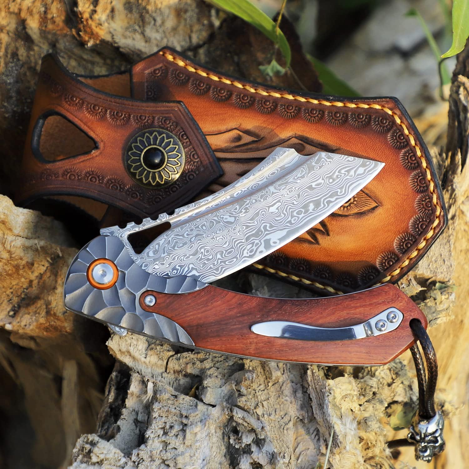 men's pocket knife Damascus Steel Handmade Folding Knife，3.5 in blade rosewood handle，with leather case ，Liner Lock Steel ball bearings，pocket clip ，EDC Camping Outdoor Survival Knife