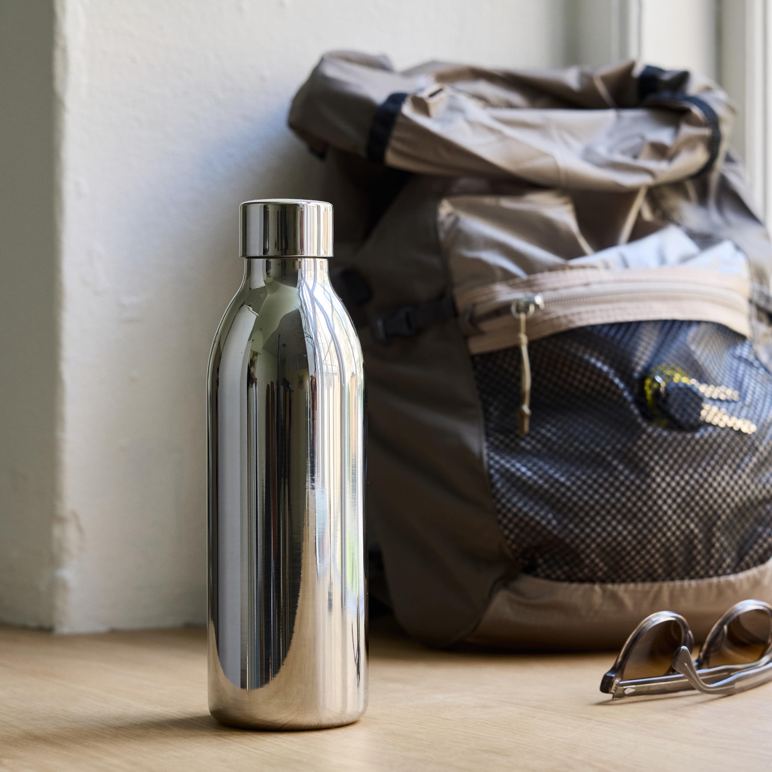 aarke To-Go-Flaschen, Edelstahlflasche, Trinkflasche für stille & sprudelnde Getränke, kompatibel Carbonator 3, Doppelwandig & vakuumisoliert, auslaufsicher & spülmaschinenfest, 650ml Sport & Freizeit