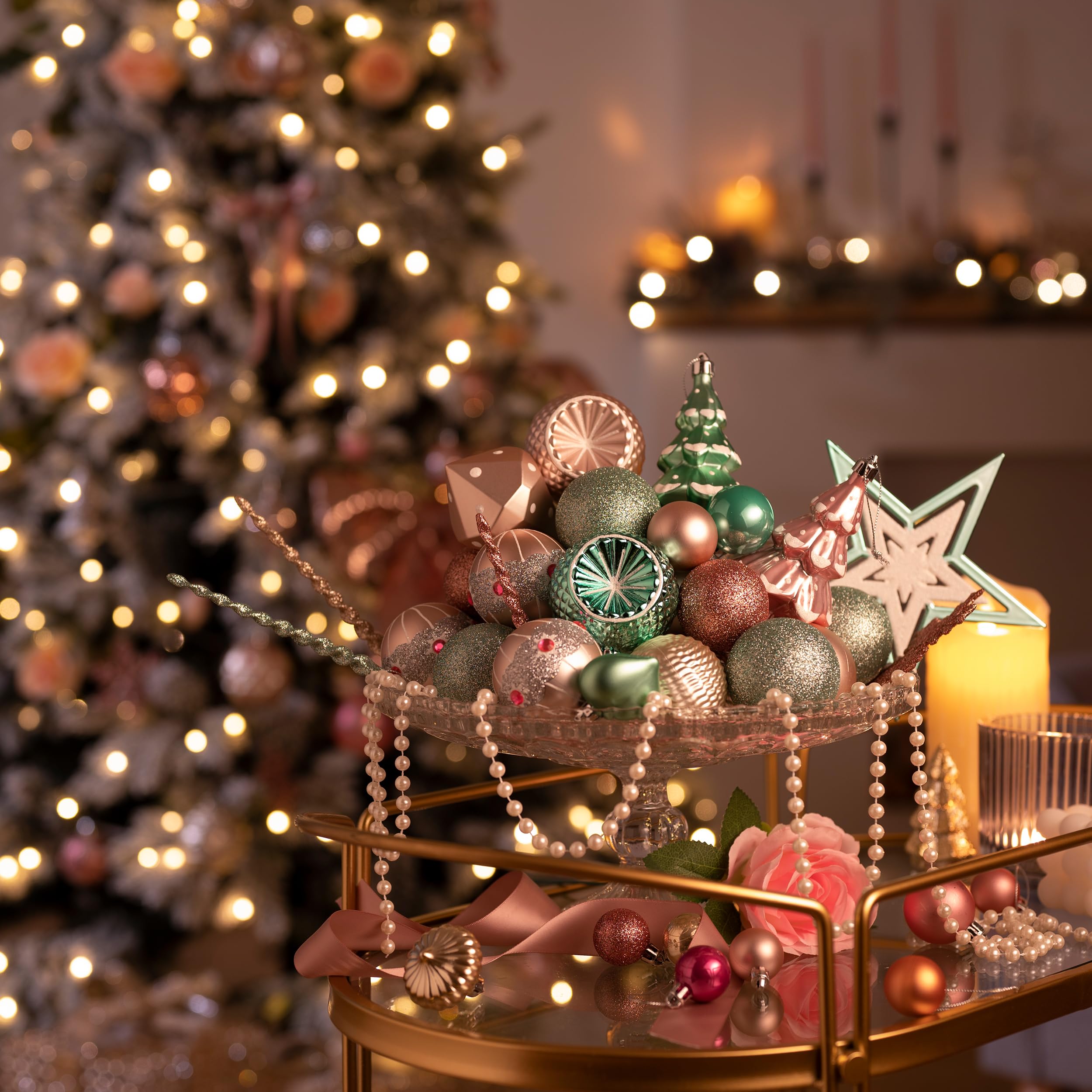 Valery Madelyn Kerstballen voor traditionele kerstboomdecoraties, 16 stuks 6 cm landelijke rood-groene en gouden kerstbalornamenten voor kerstboomdecoraties Valery Madelyn Kerstballen voor traditionele kerstboomdecoraties, 16 stuks 6 cm landelijke rood-groene en gouden kerstbalornamenten voor kerstboomdecoraties
