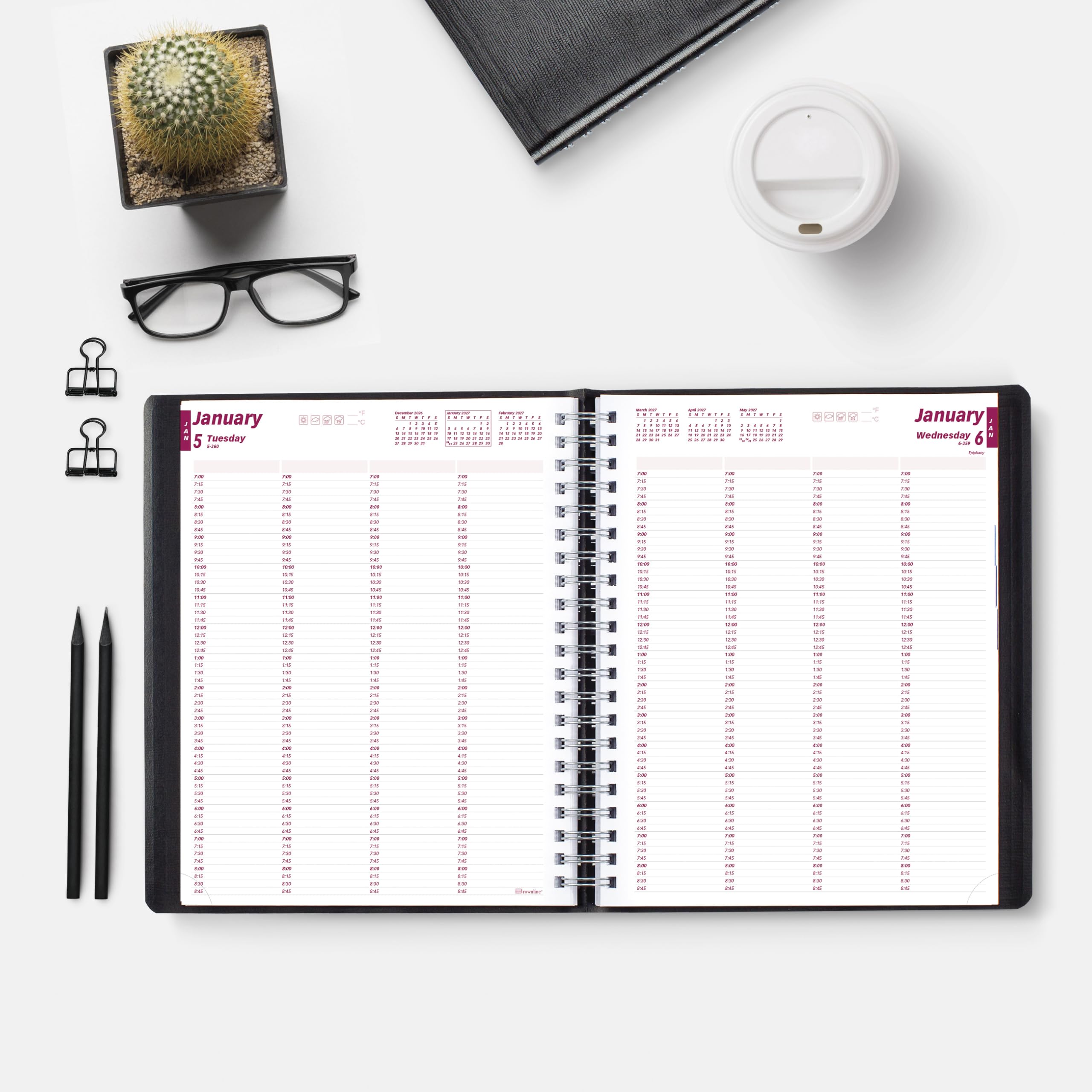 Brownline® Essential CB960.BLK - Agenda giornaliera professionale per quattro persone, 12 mesi, da gennaio a dicembre, rilegatura a doppio filo, 27,9 x 21,6 cm, colore: nero