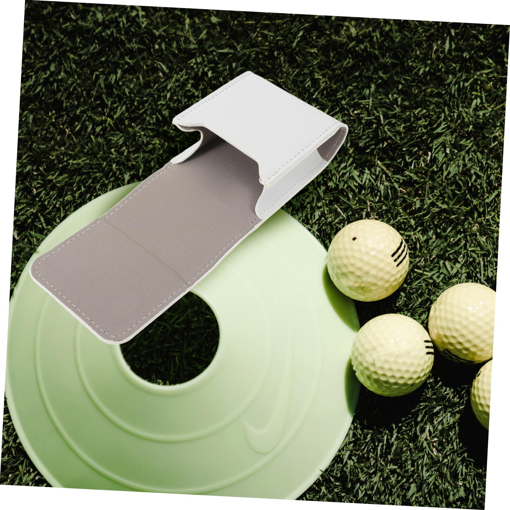 BESPORTBLE De Rangement pour Télémètre De Golf en Plein Sacoche De Protection pour Télémètre Pochette Télémètre De Rangement De Bibelots Blanche Faux Cuir