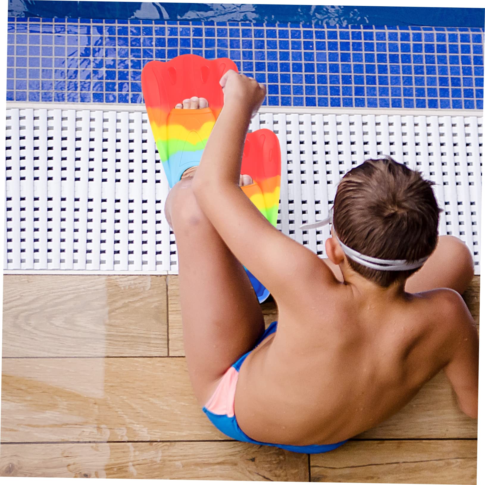 Fins de Natation Garçon Fille Silicone Flexible Légères pour Entraînement Confortable pour Snorkeling Natation