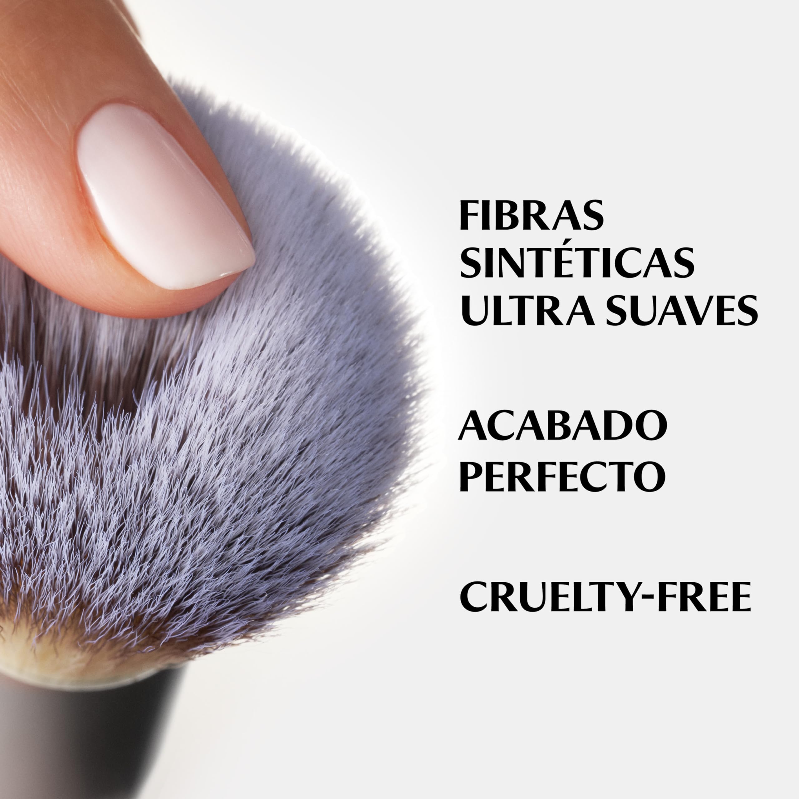 IT Cosmetics, Brocha Dual para Base de Maquillaje y Corrector, Mejor Acabado, Cerdas Resistentes y Ultrasuaves, Heavenly Luxe Complexion Perfection No. 7