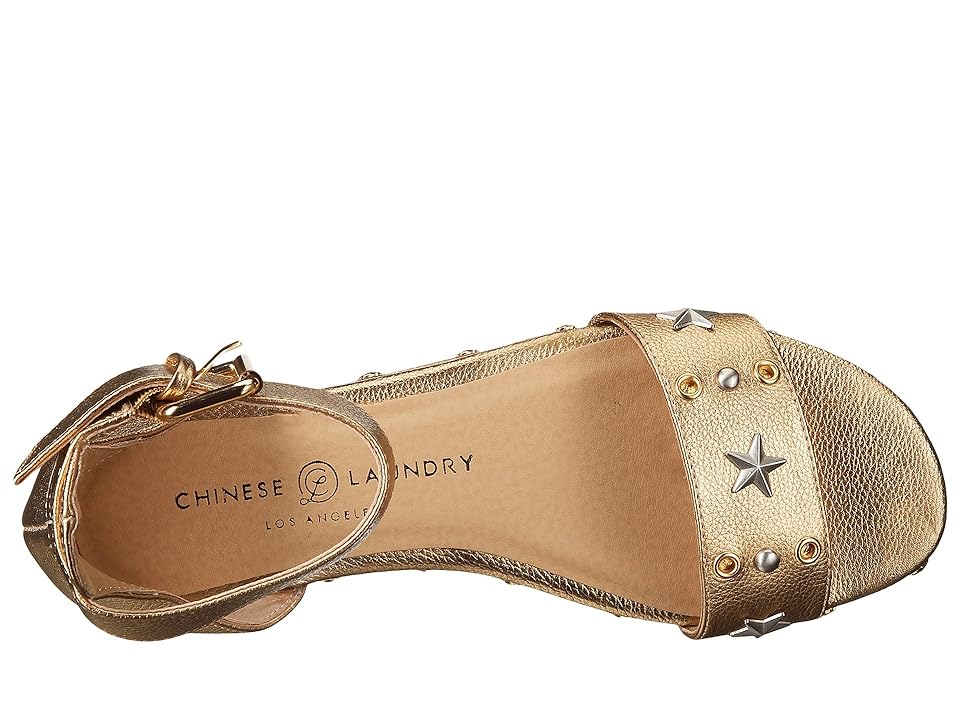 

Chinese Laundry Grady Sandal (Gold Metallic) Women's Shoes