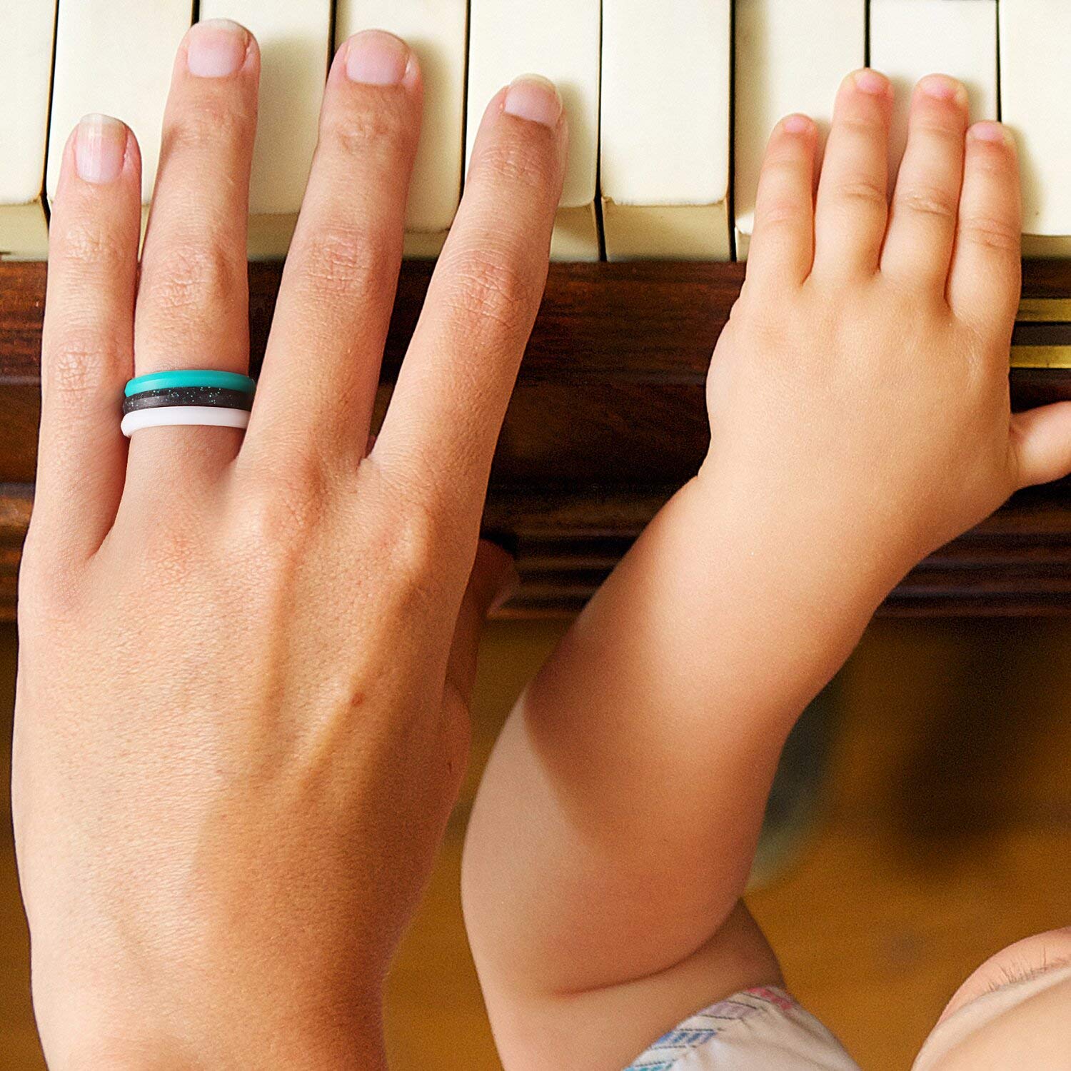 ROQ Silicone Wedding Ring for Women, Set of 8 Thin Stackable Silicone Rubber Wedding Bands Point- Turquoise, Pink, Purple, Black, White, Silver, Black/Turquoise Glitter, White/Pink Glitter - Size 6