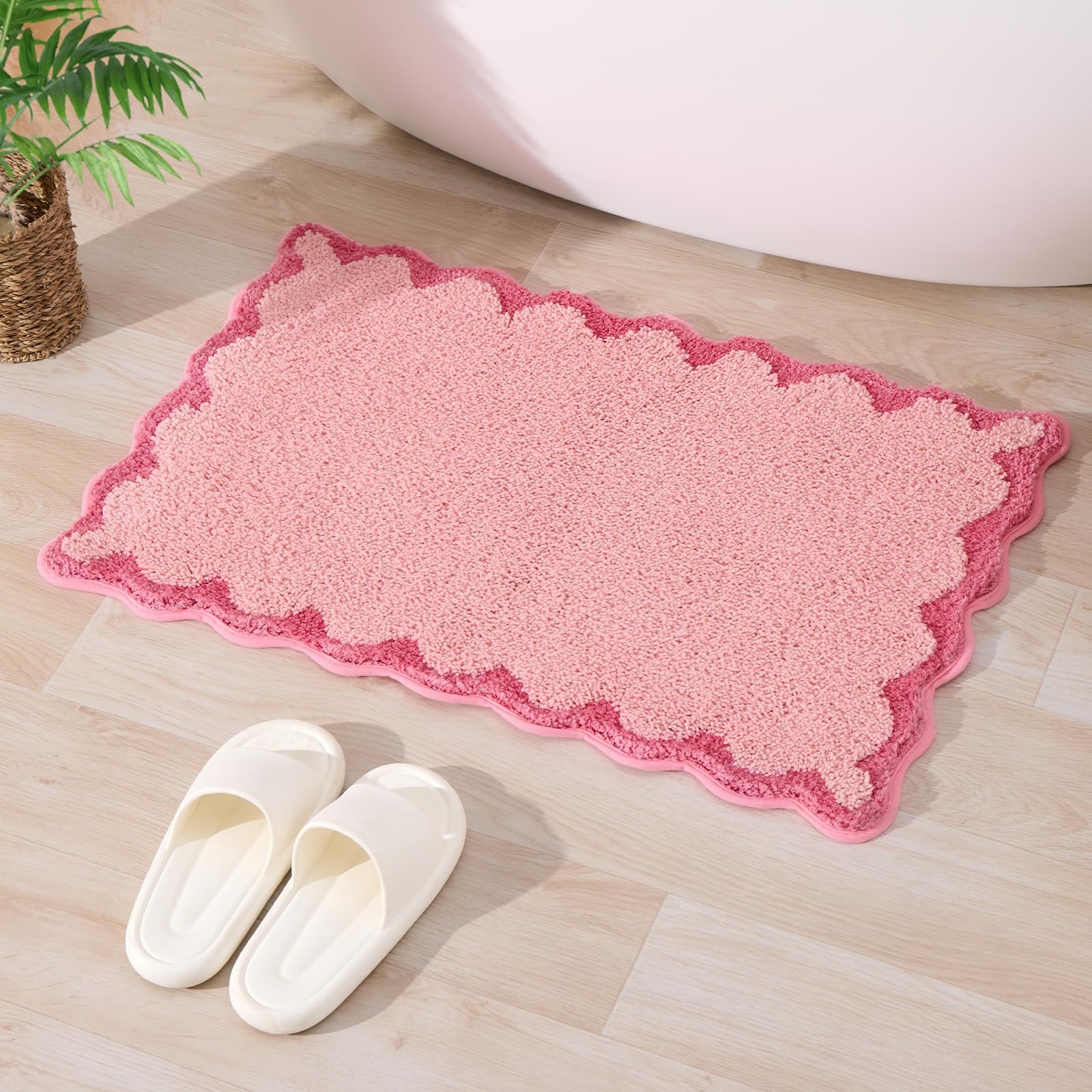 ORTIGIA Small Pink Scalloped Bath Mat, Cute Plush Microfiber Scallop Bathroom Rugs Non Slip Washable Quick Dry Absorbent, Bathmat Carpet for Shower