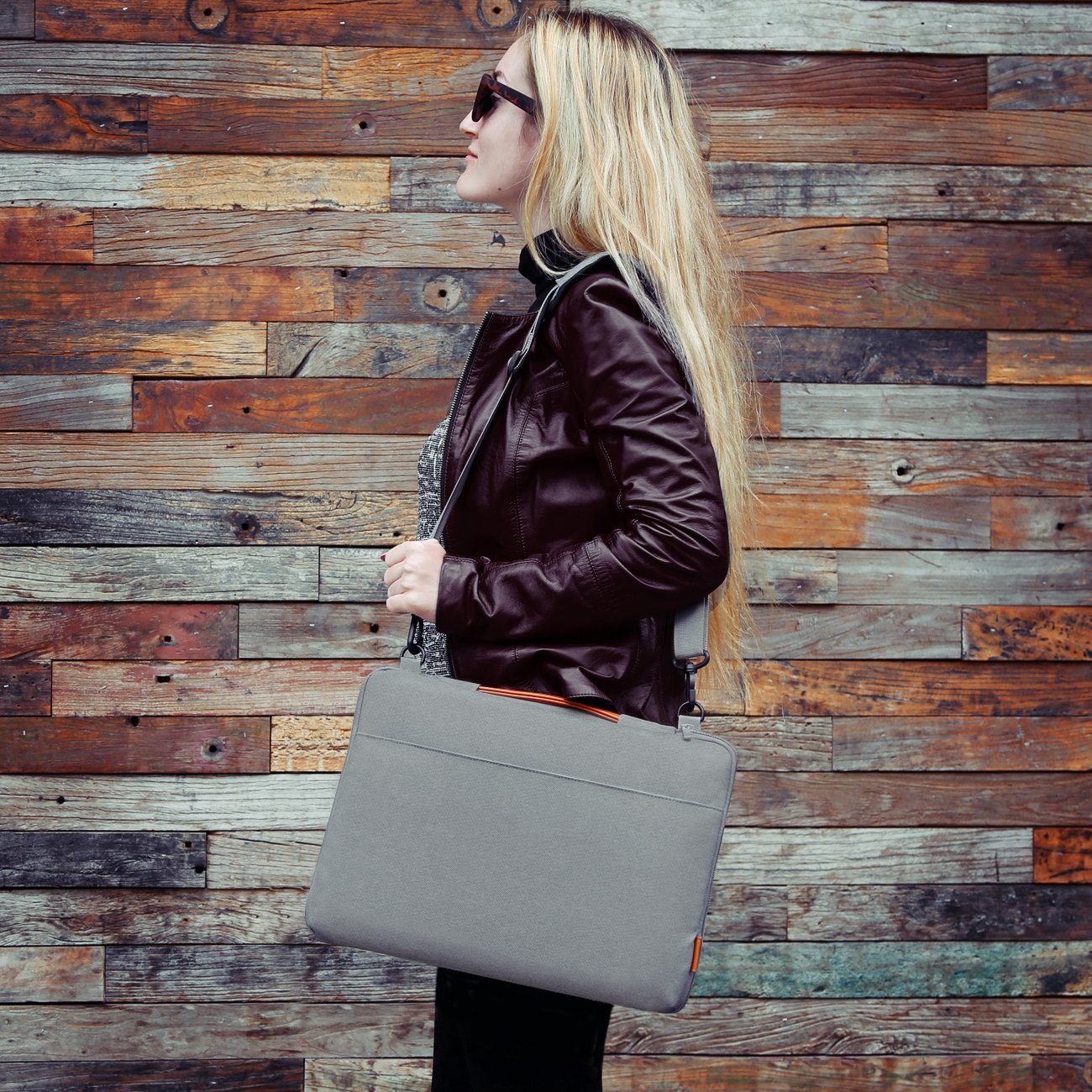 Inateck 15.6 Inch Laptop Shoulder Bag, Spill Resistant Laptop Sleeve