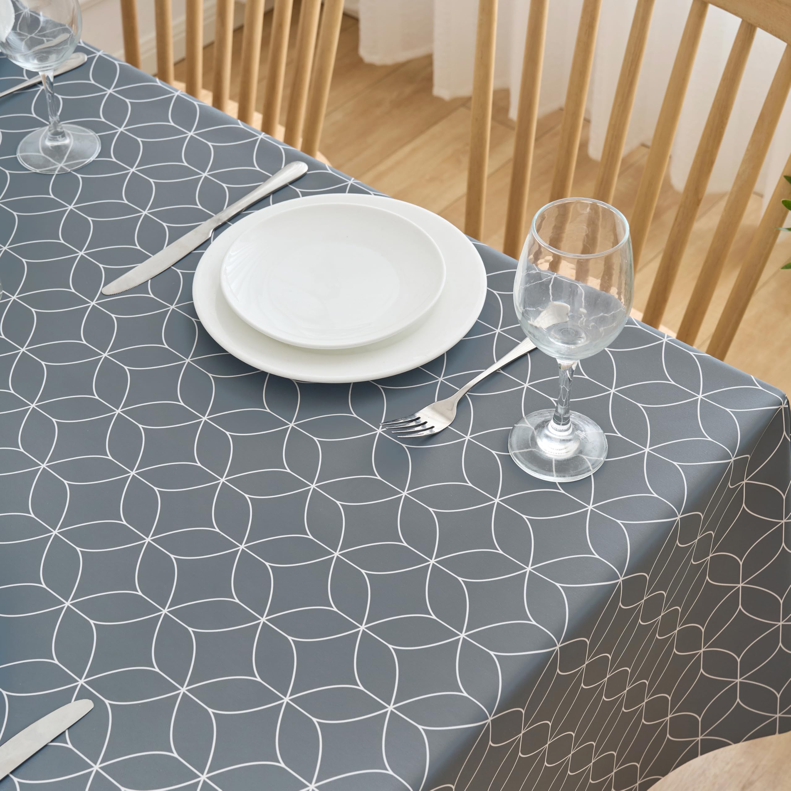 Dehaus® Wipe Clean Table Cloth - Grey Geo Flow - Wipeable PVC Oilcloth Table Cover - Rectangular Plastic Vinyl Tablecloth - Water Resistant Easy Clean - Kitchen or Dining Protector (140 x 200cm)