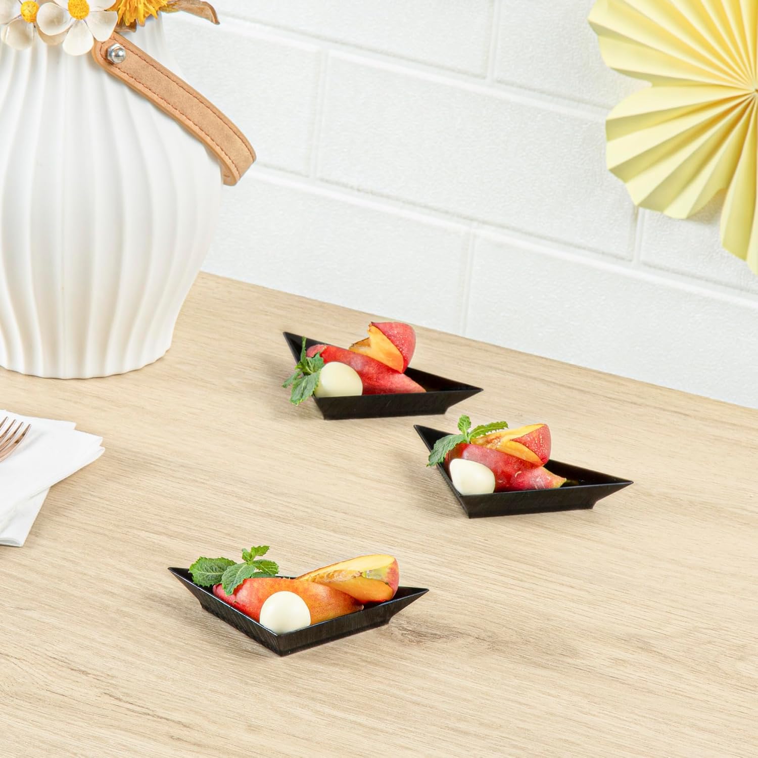Restaurantware 4 x 2 Inch Mini Appetizer Plates 100 Disposable Triangle Plates - Serve Hors D'oeuvres Samples Or Snacks For Parties Or Catering Black Plastic Mini Dessert Plates