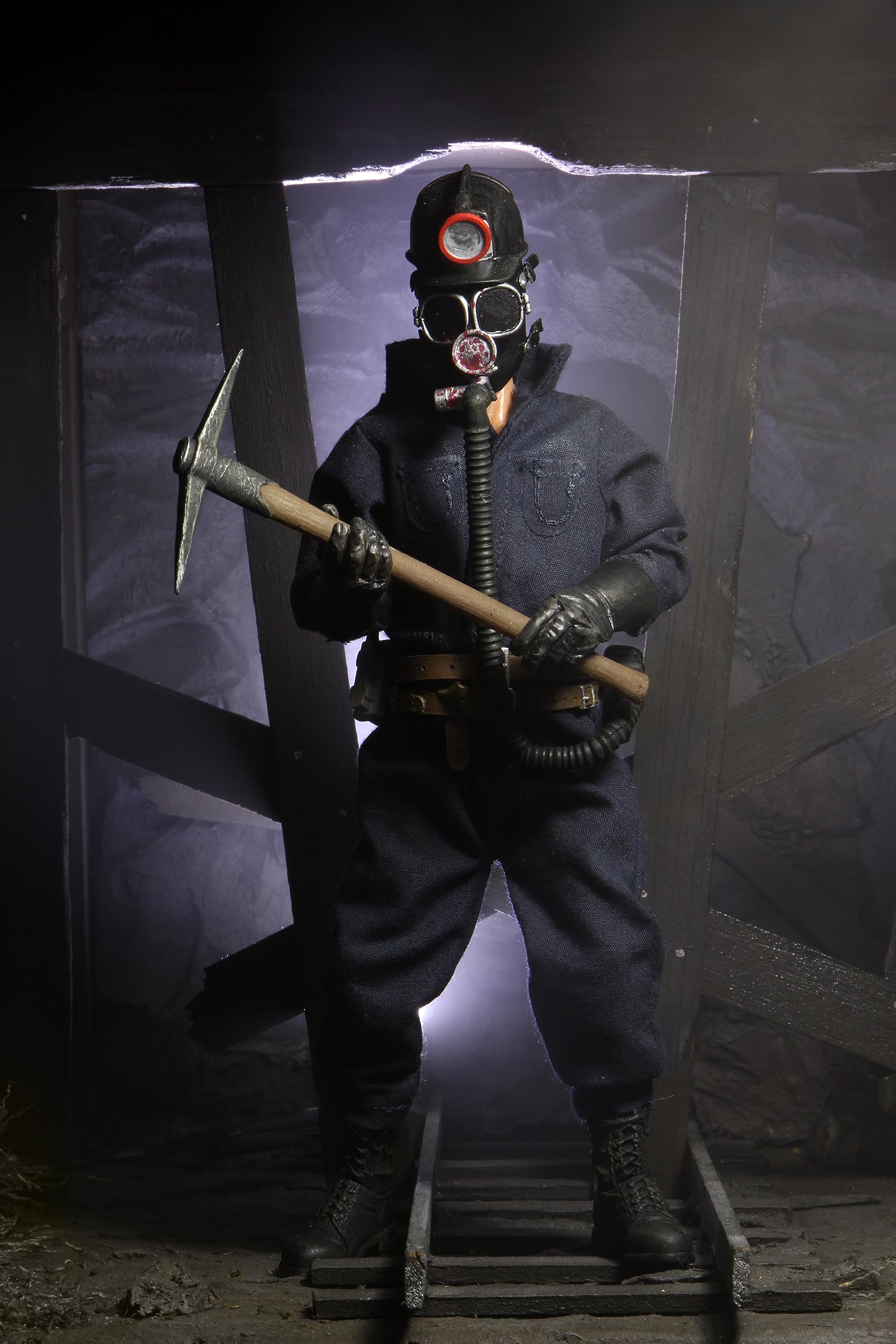 Amazon.co.jp: NECA - My Bloody Valentine - The Miner - 8インチ