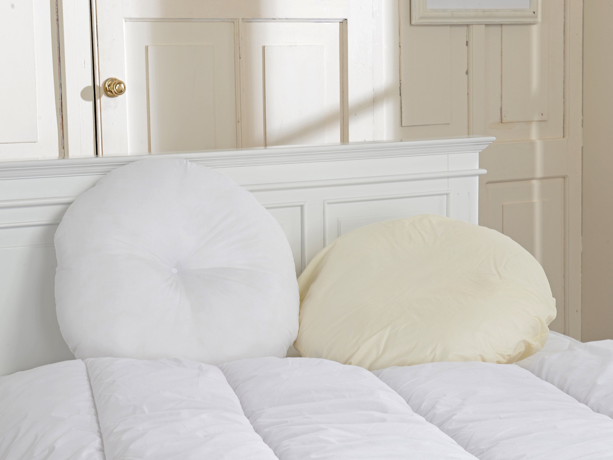 Lancashire Textiles White Cover Only Lancashire Rose Back Support Button Round Circle Polycotton Hollowfibre Pillow