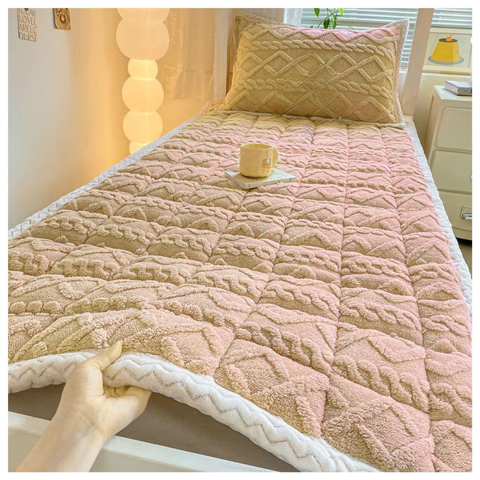 Colchón de terciopelo para invierno suave y cálido ideal para un dormitorio acogedor