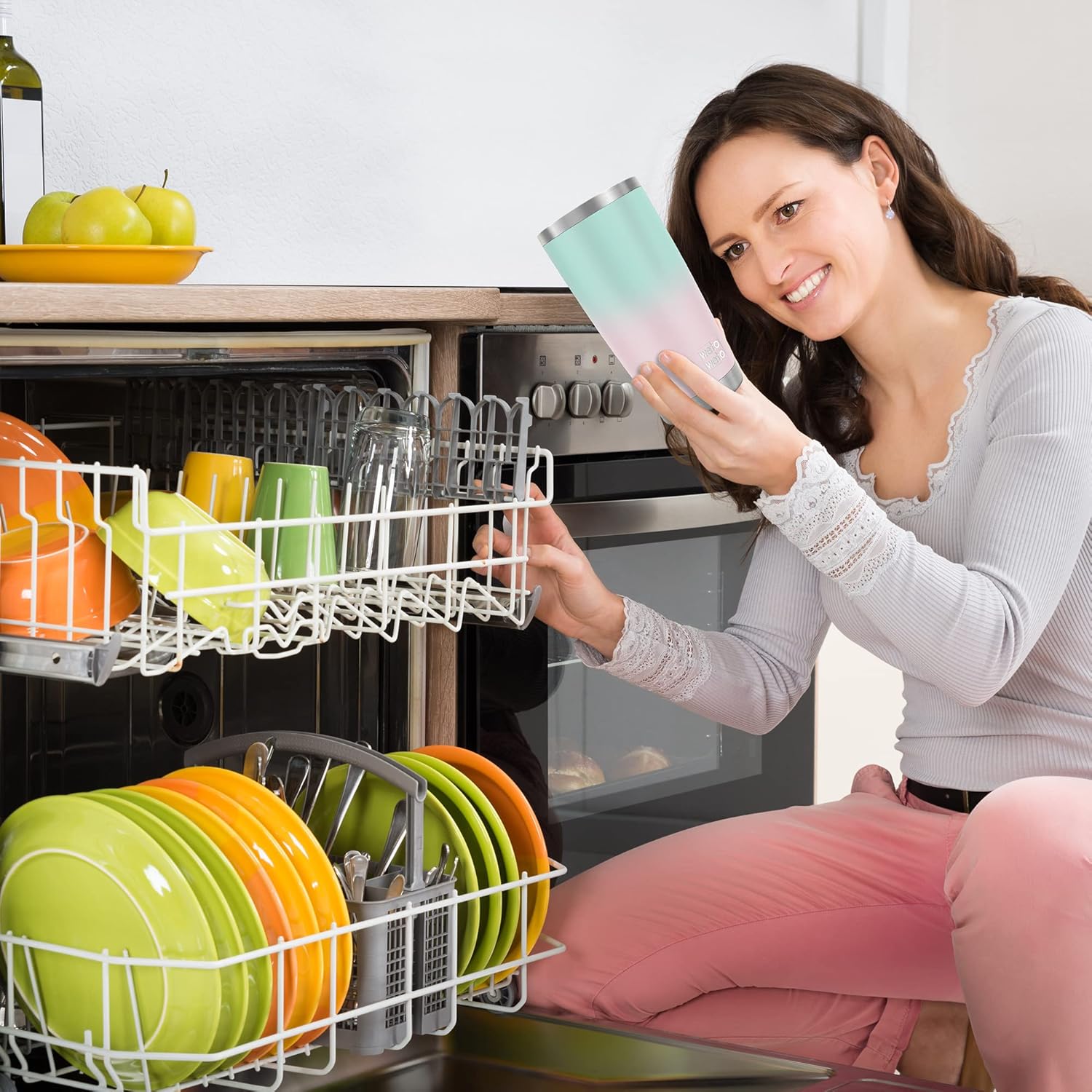 WETOWETO 20oz Insulated Stainless Steel Tumbler, Double Wall Vacuum Leak-proof Travel Coffee Mug, Powder Coated Water Cup (Green-Pink Gradient, 1 Pack) - Image 7