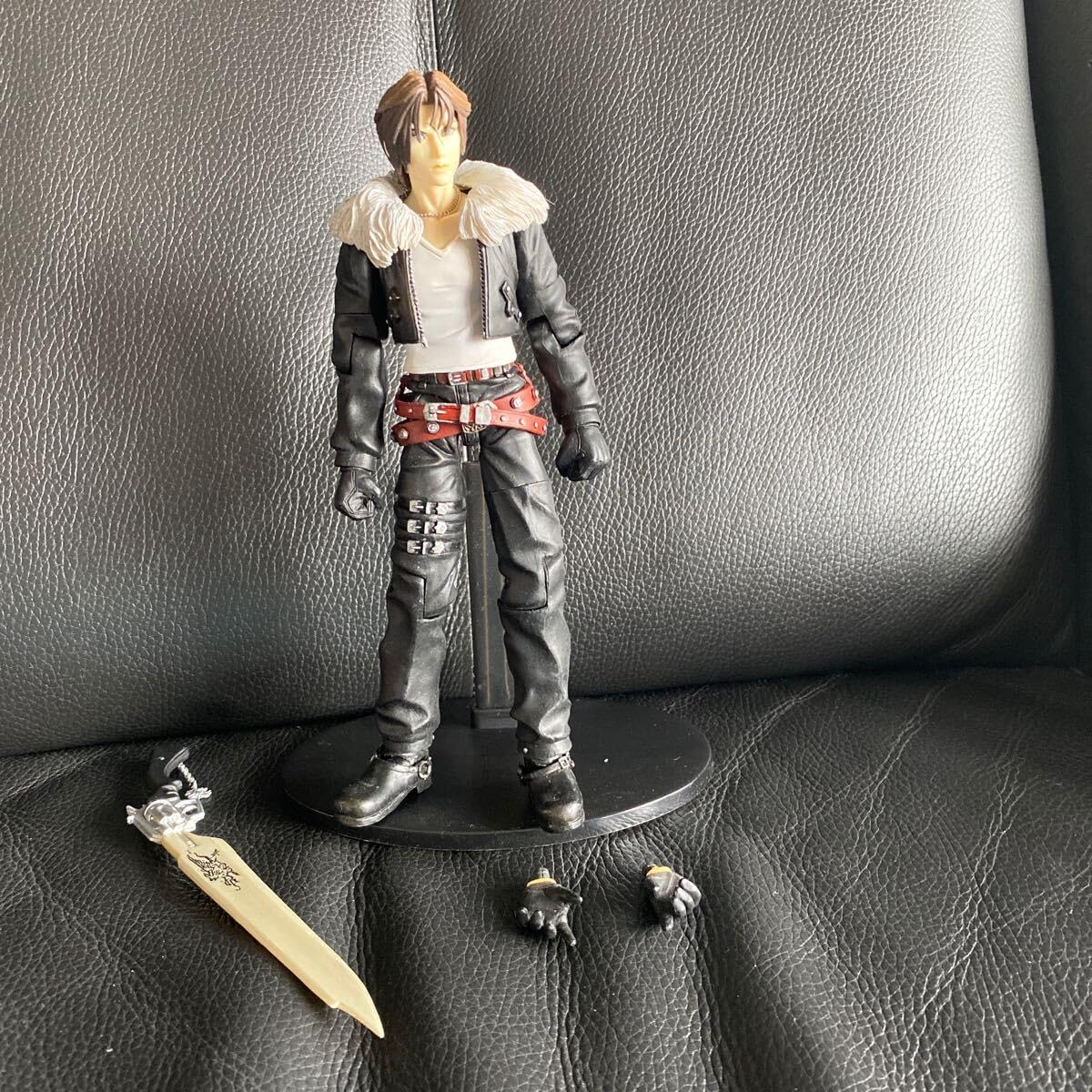 Amazon.co.jp: フィギュア プレイアーツ スコール レオンハート FFVIII