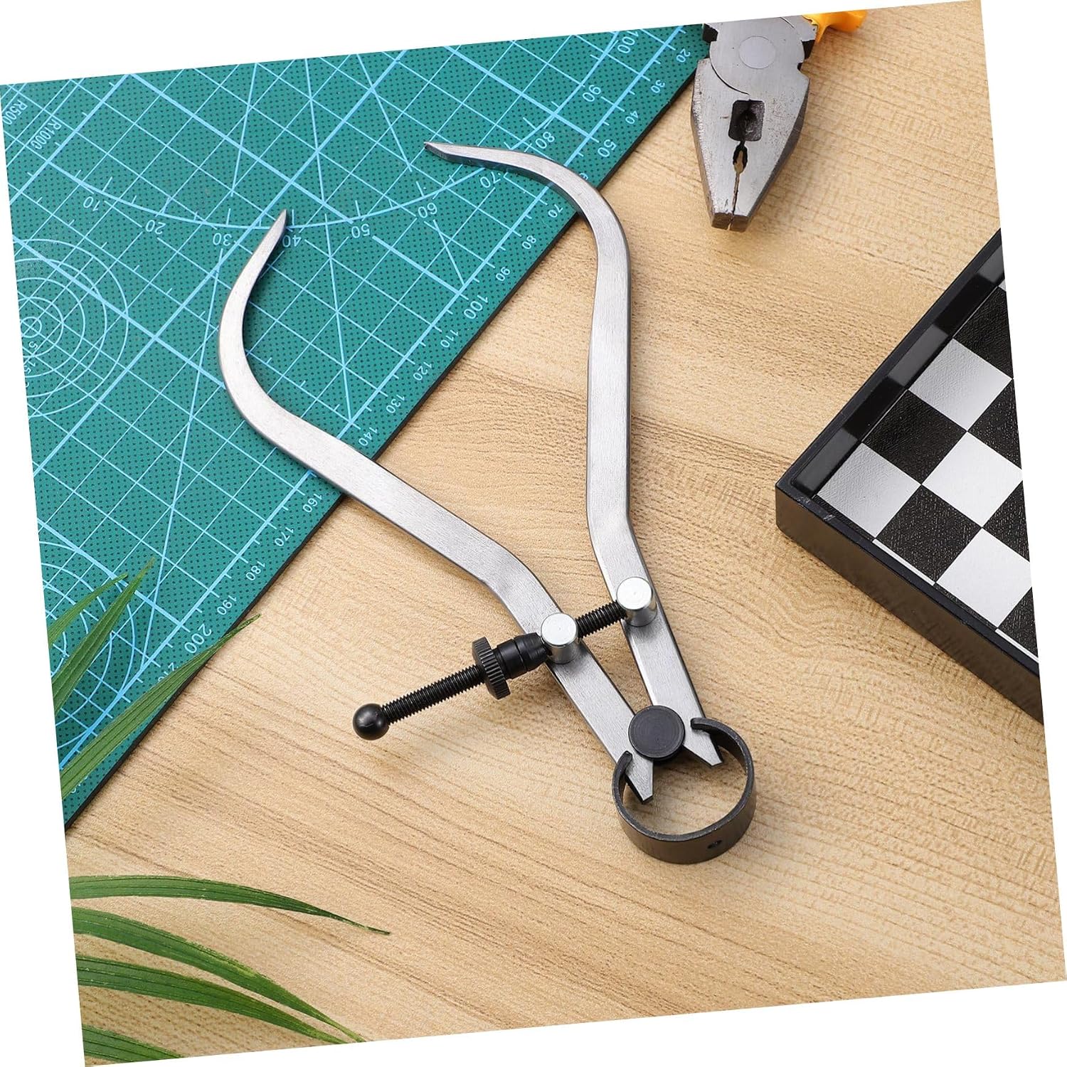 Caliper Divider for Wood Turning Portable Measuring Tool Design Accurate Outside Calipers for Wood Lathe Accessories Lightweight and Easy to Use