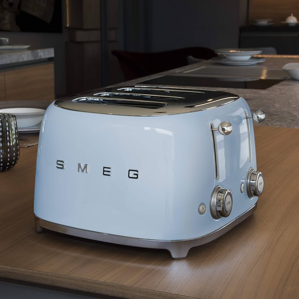 Smeg 50's Style Retro Aesthetic 4 Slice Toaster 6 Presets