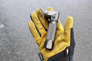 Amazon | ニクロン(Nicron) B71 UVブラックライト付 首振りLED ハンド