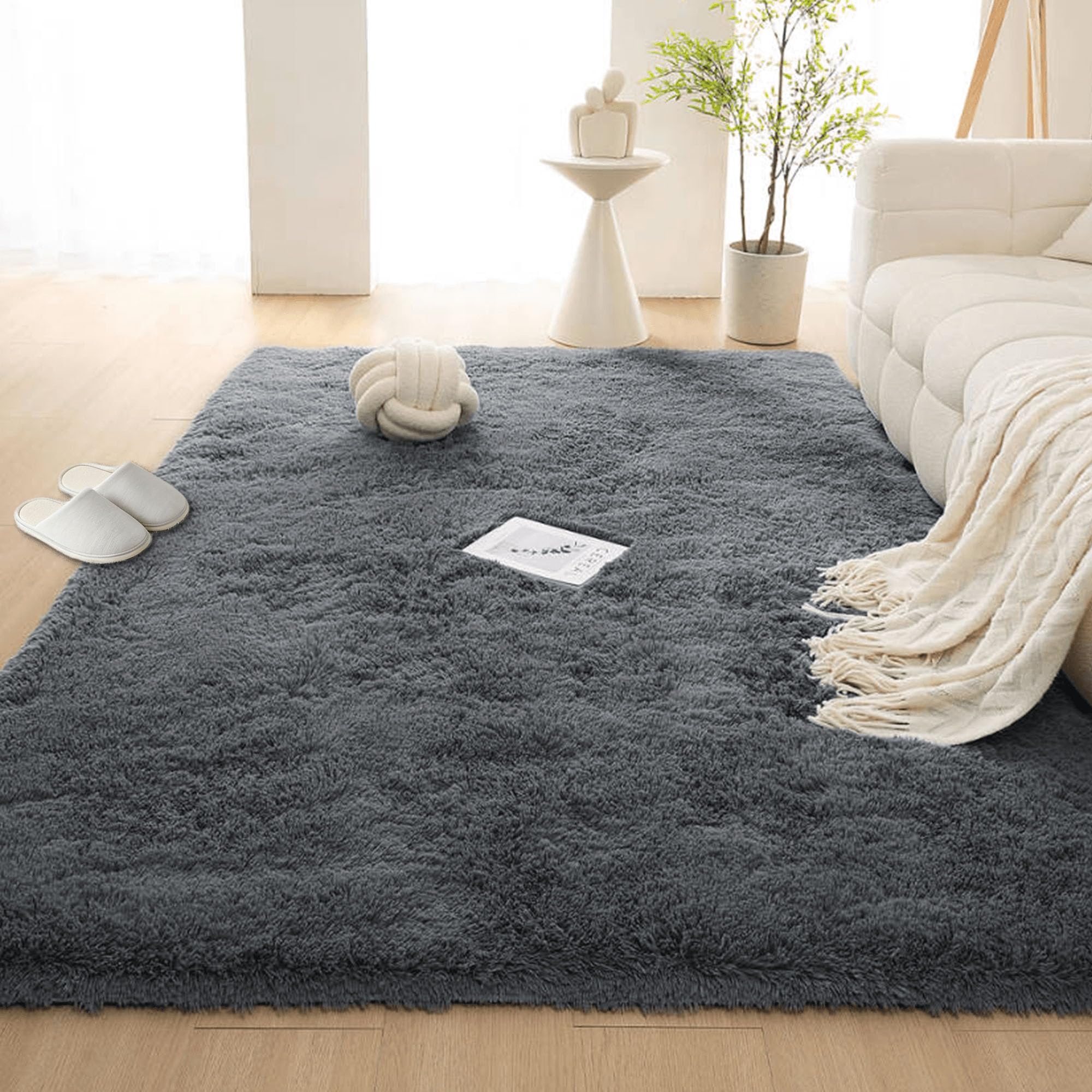 Tapis salon shaggy poil long gris foncé 130x220 cm parfait pour réchauffer votre coin canapé