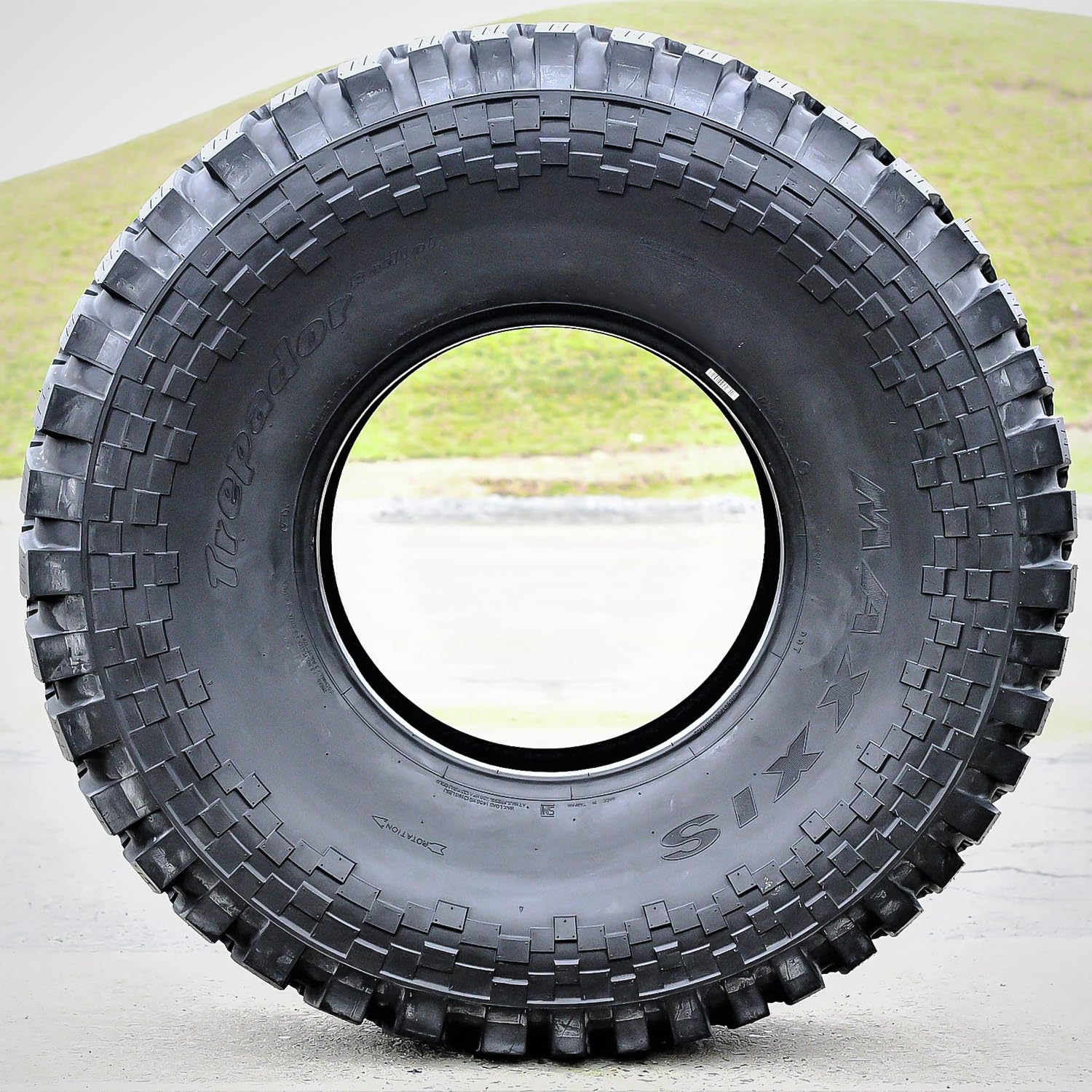 MAXXIS 35X12.50R17LT 8PR BSW M-8060 TREPADOR : Amazon.ca: Automotive