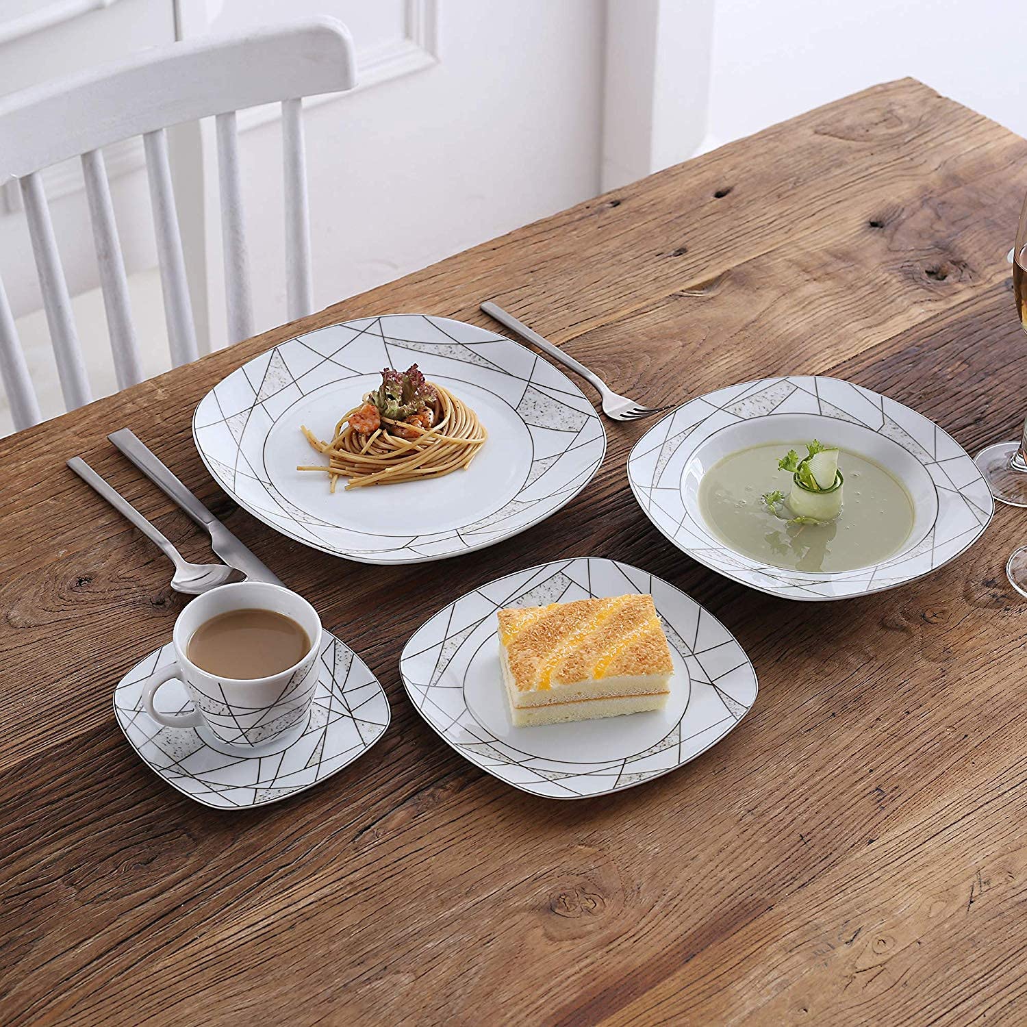 30/60-częściowy porcelanowy zestaw zastawy stołowej ceramiczne naczynia kuchenne eleganckie talerze kubki i spodki zupy i talerze deserowe kompletny zestaw sztućców do domu jadalni