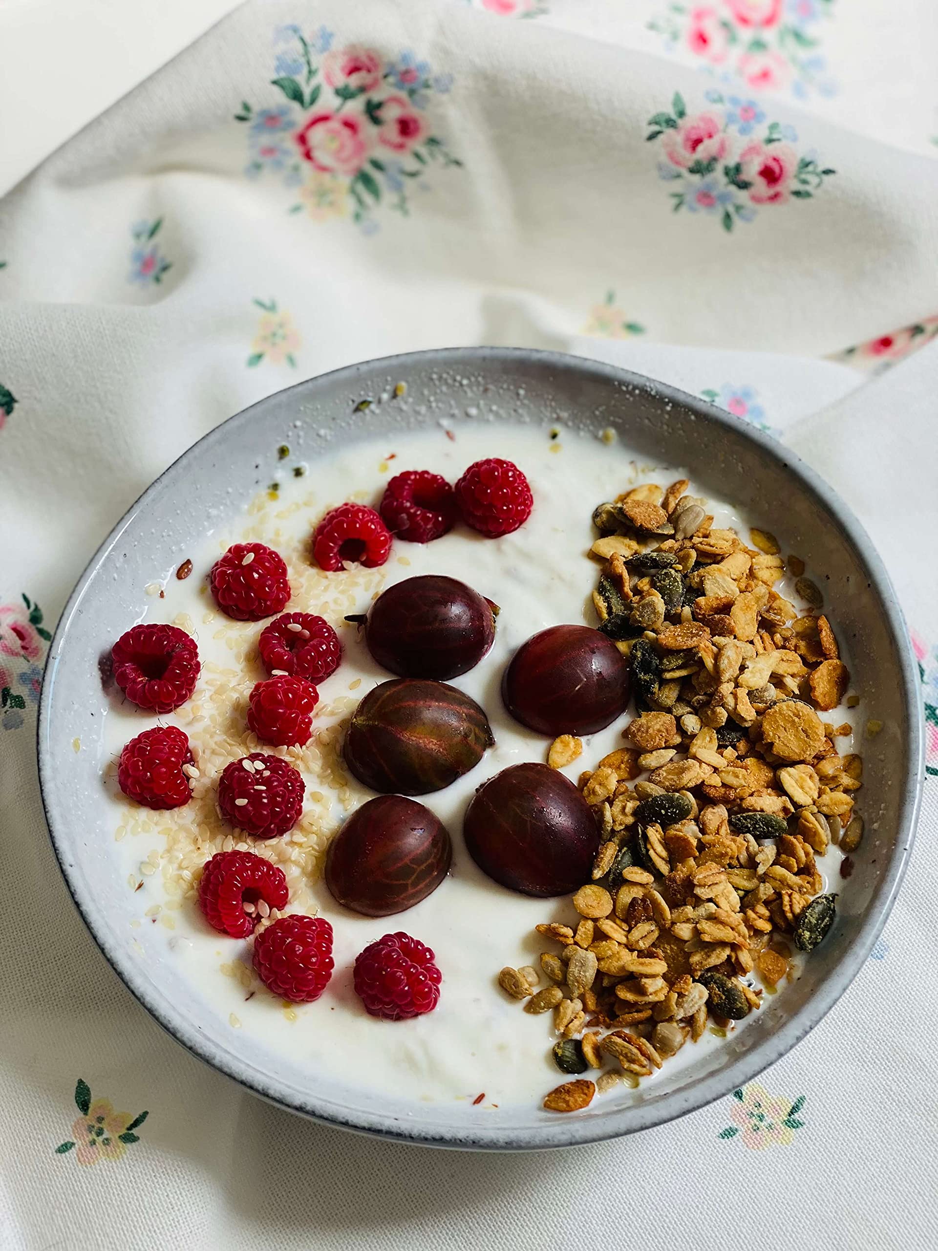 Crunchy Queen Sportliches-​Protein Knusper-Müsli Sojaflakes Erdnuss Granola | 3x 340g Spar-Paket | vegan & palmölfrei (1020 g)