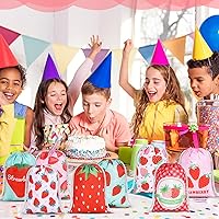 Vista 4 de Kajaia 24 bolsas de dulces de fresa, bolsas de regalo de fiesta de fresa, bolsas de regalo con cordón rosa, lindas bolsas reutilizables para niños