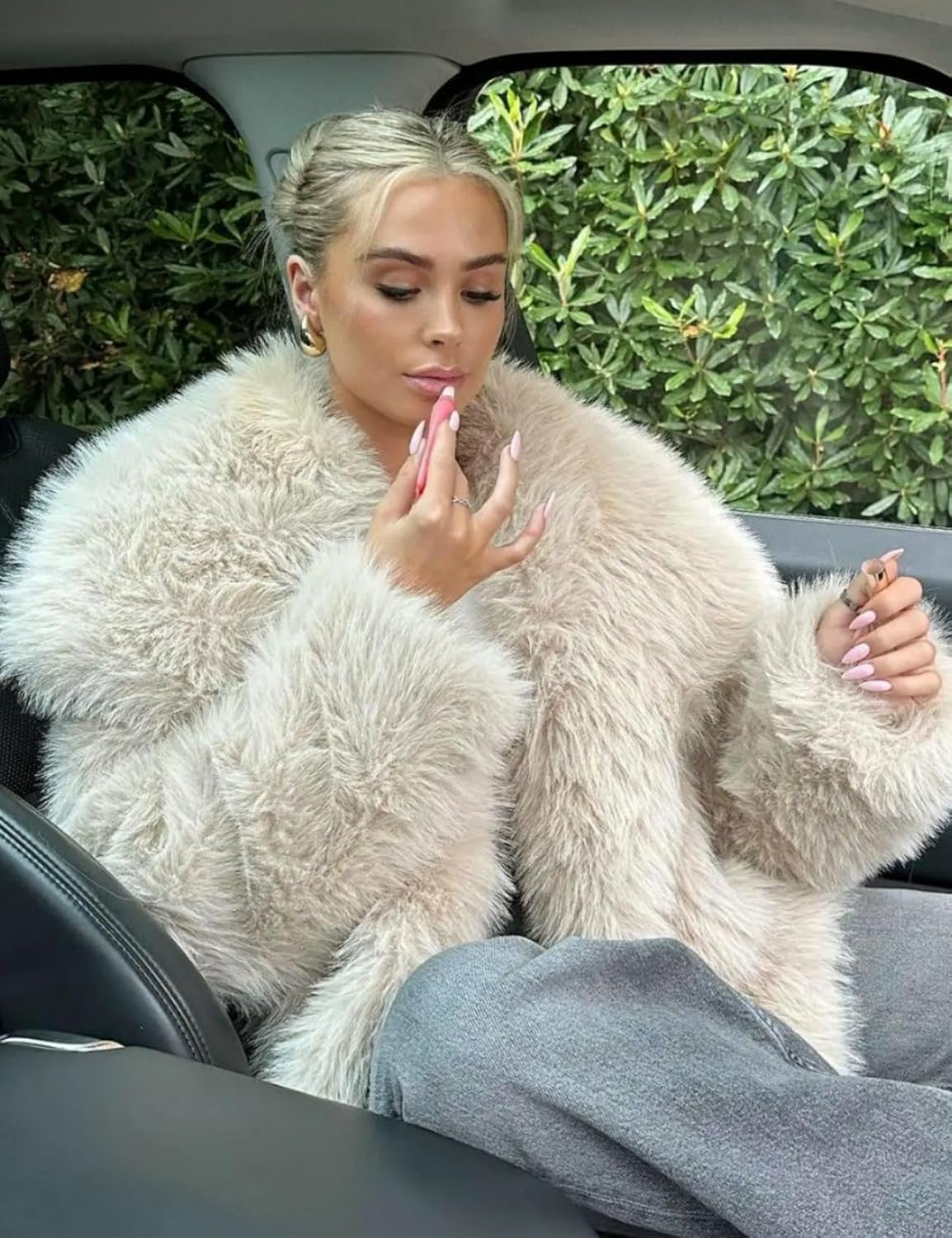 Kissonic Women Faux Fur Coat Long Sleeve Lapel Open Front Shaggy Furry Jacket Warm Fluffy Short Outwear - Image 3