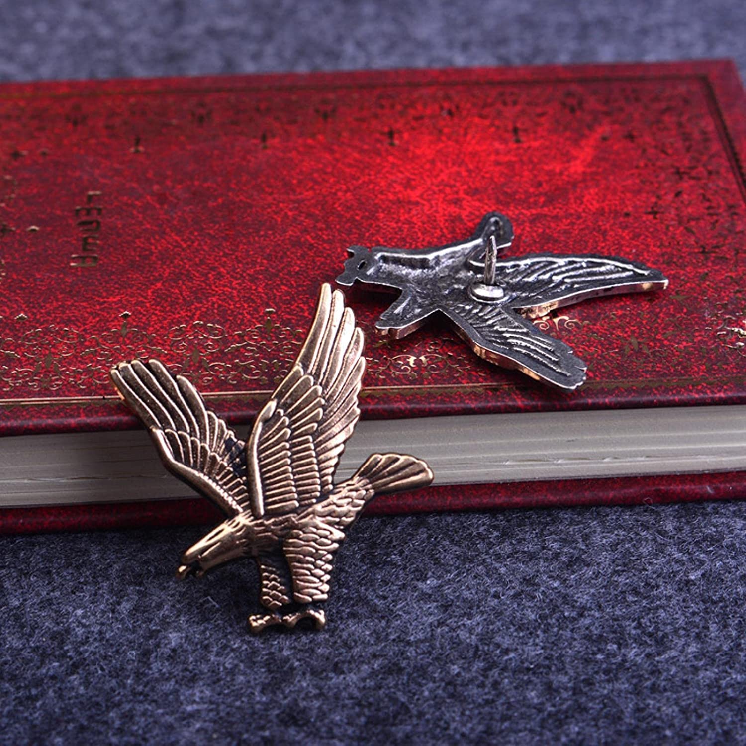Men New Retro Metal Eagle Bird Men's Brooch Lapel Badge Pin Buckle Suit Shirt Collar Accessories Made in China