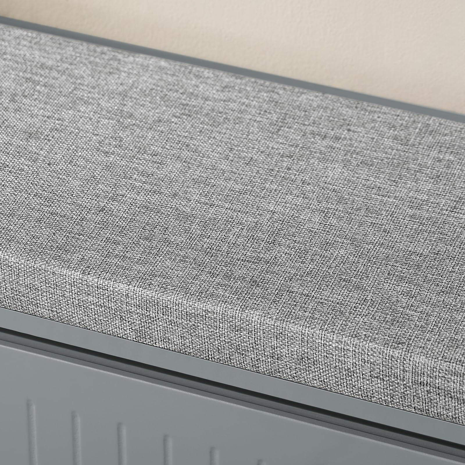 SoBuy FSR98-L-SCH Schoenenkast Schoenenkast Met Klep Schoenbank Met Zitkussen Schoencommode Zitbank Lichtgrijs Bht Ca 80x45x26cm
