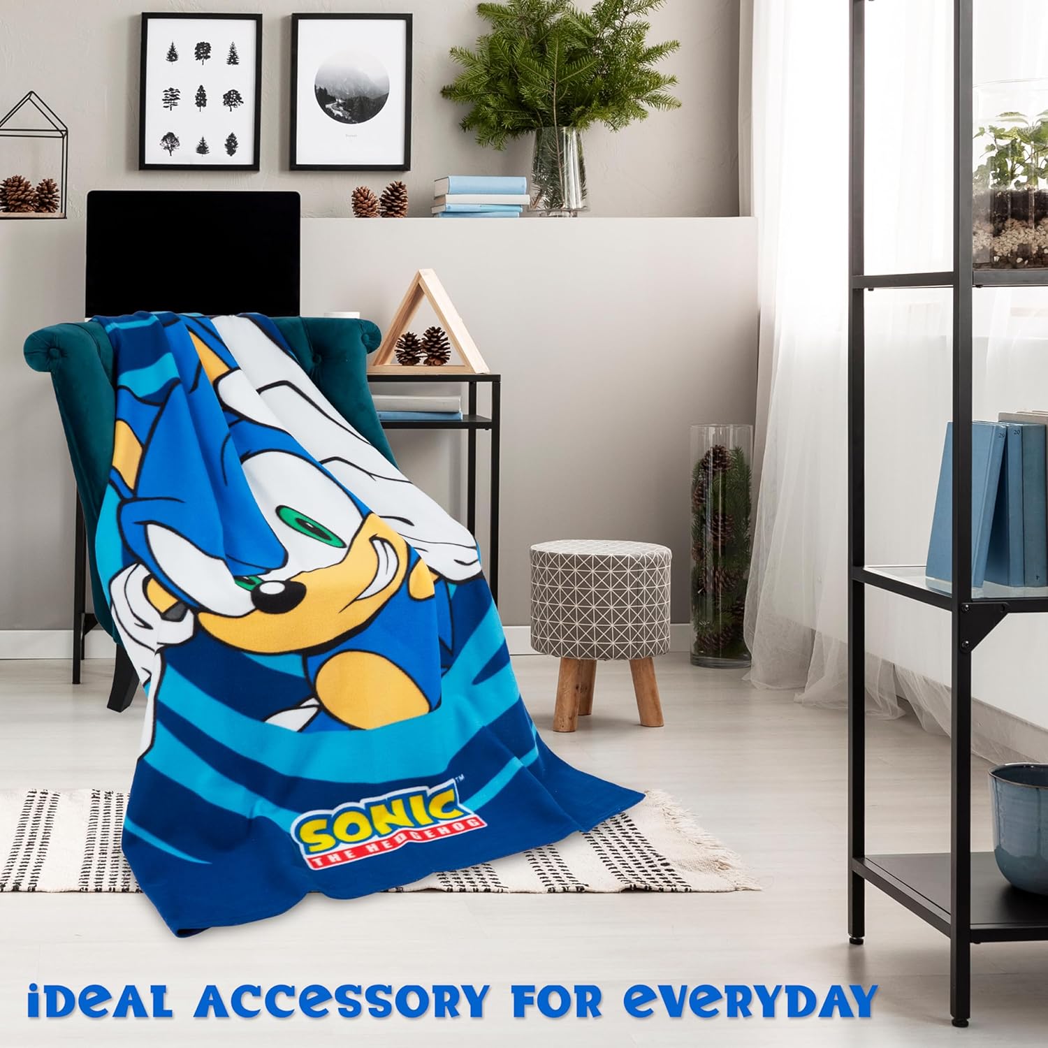 Sonic The Hedgehog Throw Blanket for Kids, 39x59 in, Soft Warm Vibrant Fleece Throw for Couch, Bed, Cozy Travel Blanket, Gamer Gifts for Boys - Image 4