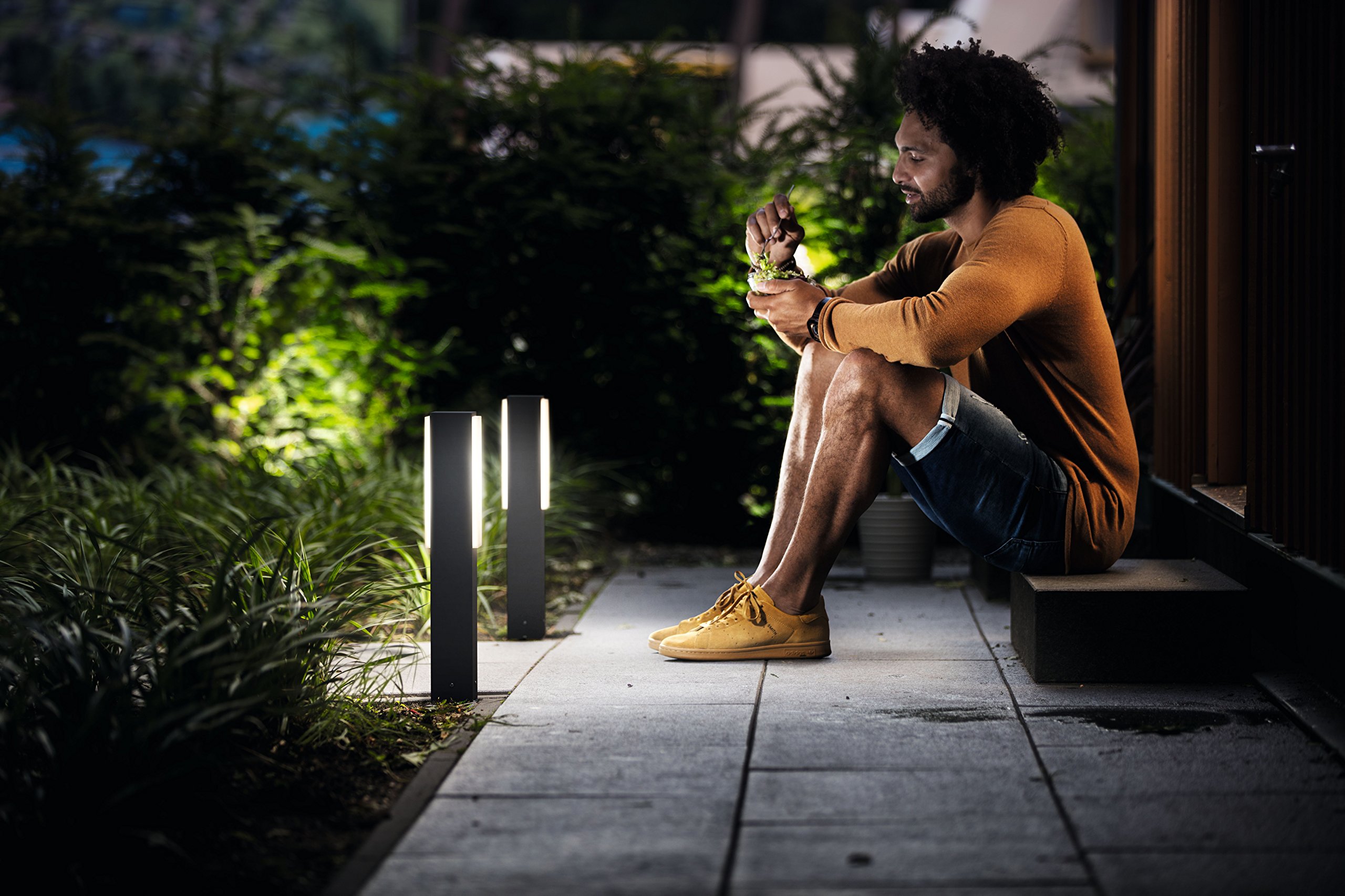 Philips myGarden 1648893P3 - Iluminación al aire libre (sobremuro/pie, aluminio, IP44, para jardín o patio, clase de protección I), color antracita, 7,6 x 6 x 42 cm