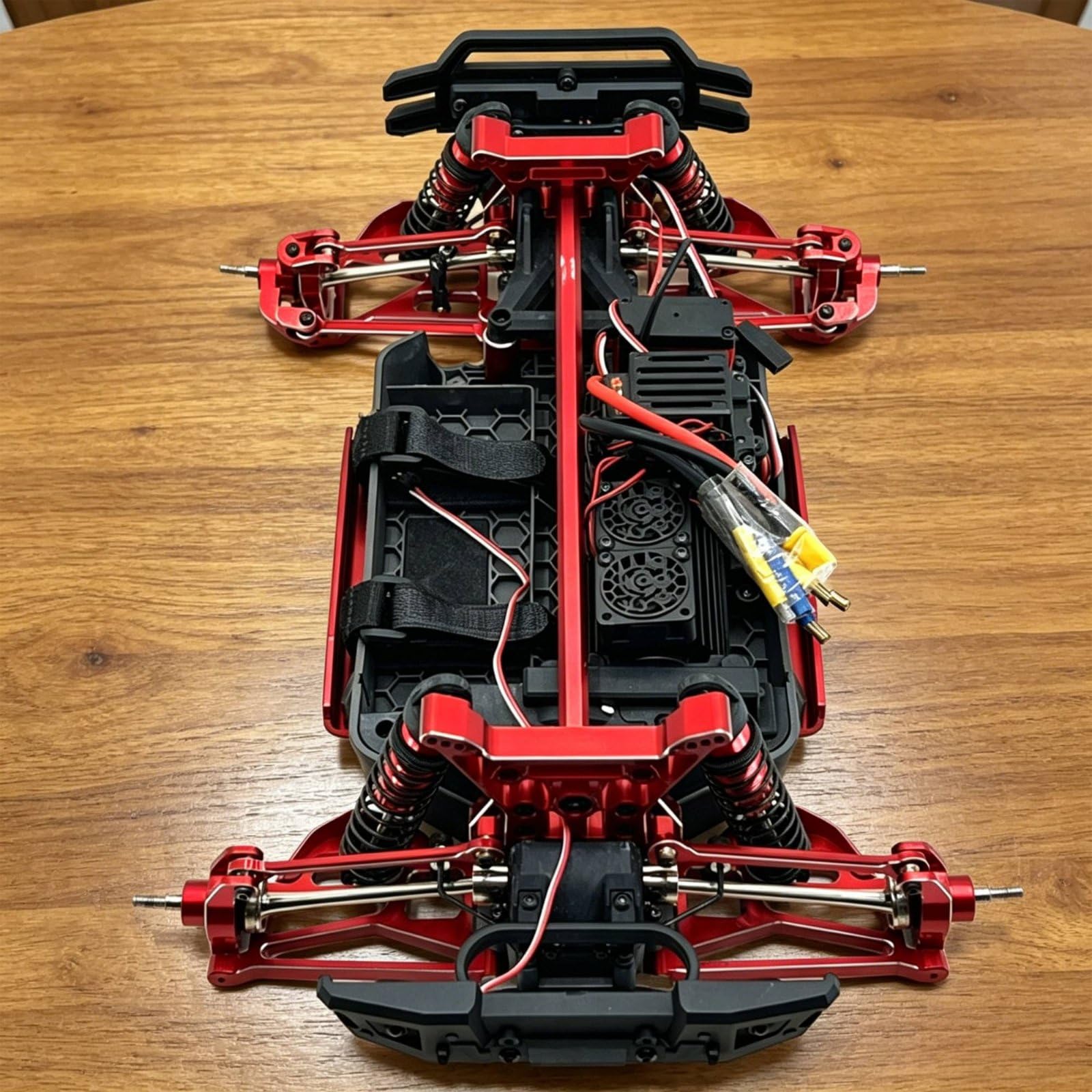 Coche Eléctrico Kit de Refuerzo RC Piezas de Metal Brazos de Suspensión Copas de Dirección Torres de Amortiguador Aleación 6061 para Chasis Sólido y, Rojo
