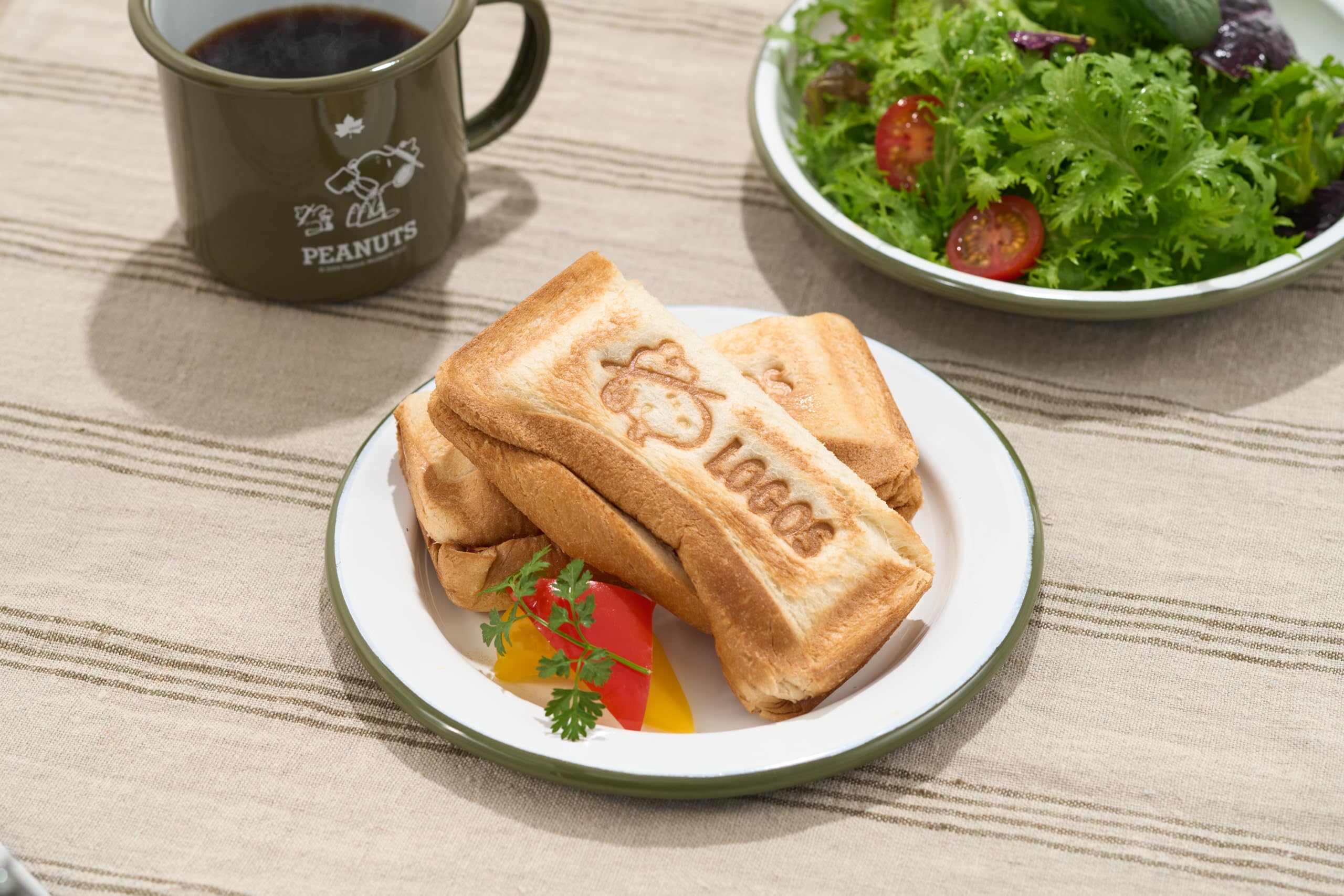 Amazon.com: LOGOS SNOOPY (Beagle Scouts 50 Years) Hollow Small