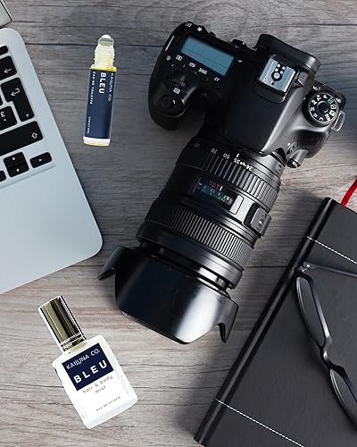 Miniatura 10 de Vanilla Bean Delicious Pure Essential and Fragrance Oil Perfume Roll On with Organic Jojoba Oil, Alcohol Free, Small-Batch, Made in California, 0.34