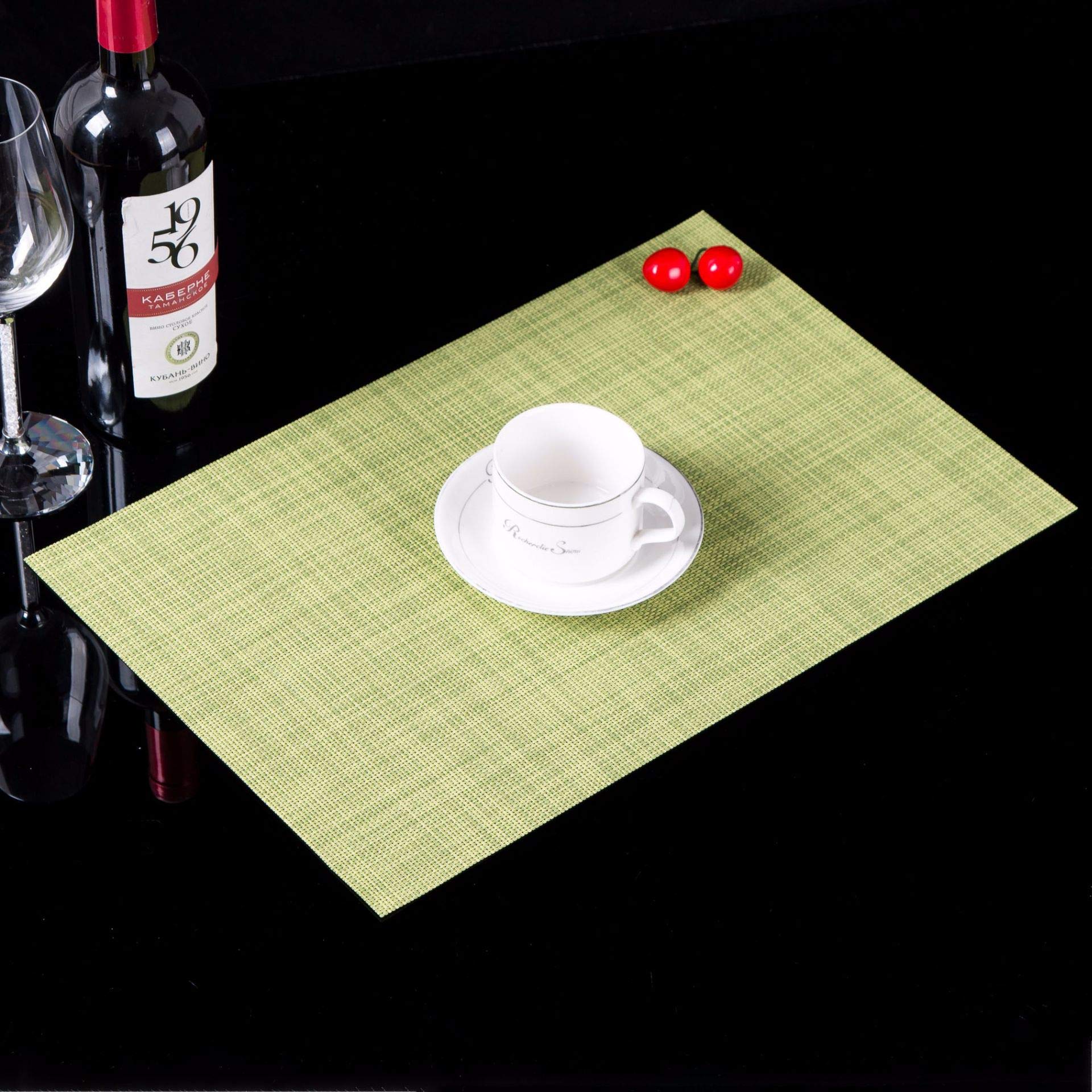 Sets de table anti-chaleur et lavables pour éliminer les taches de cuisine