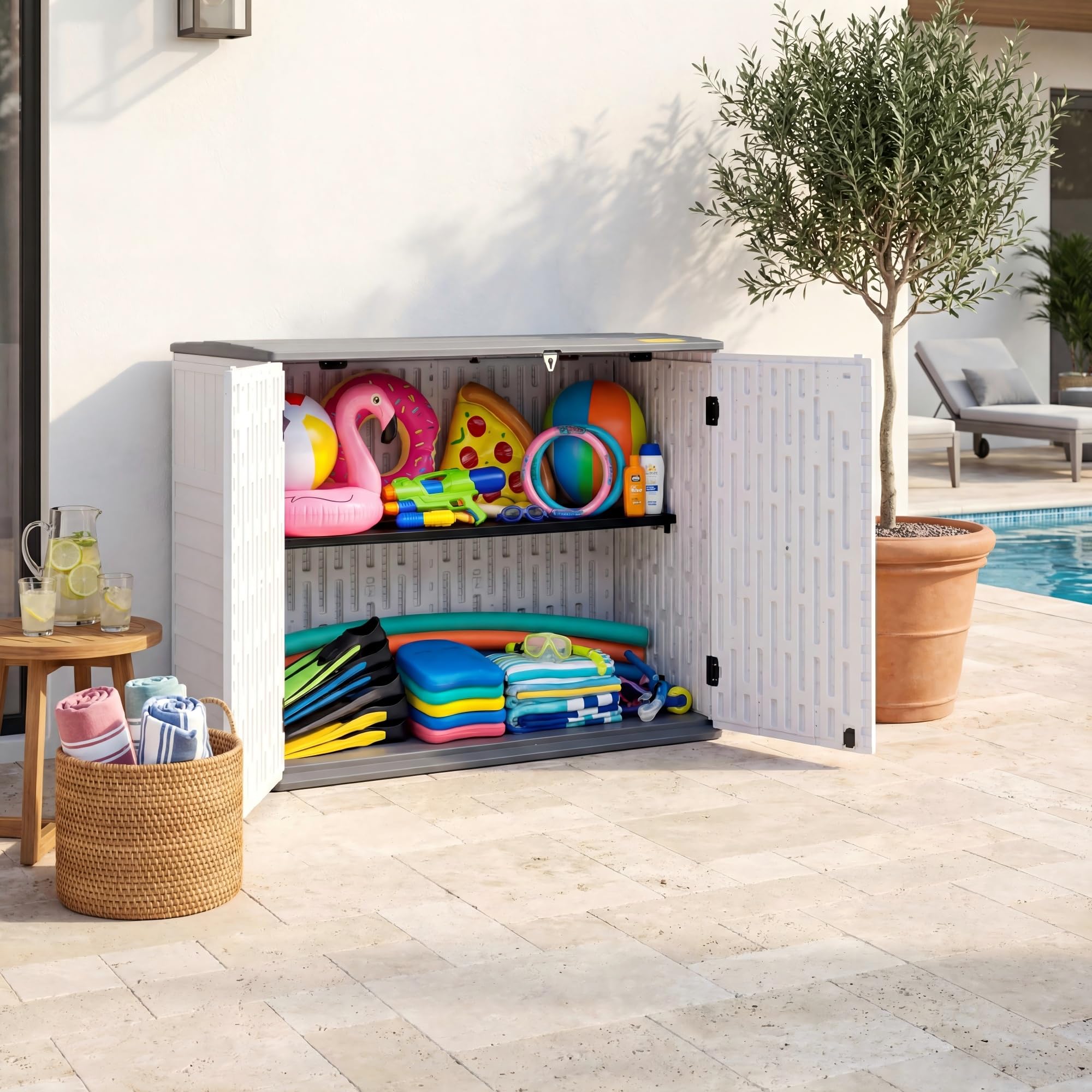 GYMAX Coffre de Rangement de Jardin Imperméable HDPE, 2 Étagères, Couvercle Relevable Verrouillable, Armoire Extérieure, 118 x 63 x 94 cm