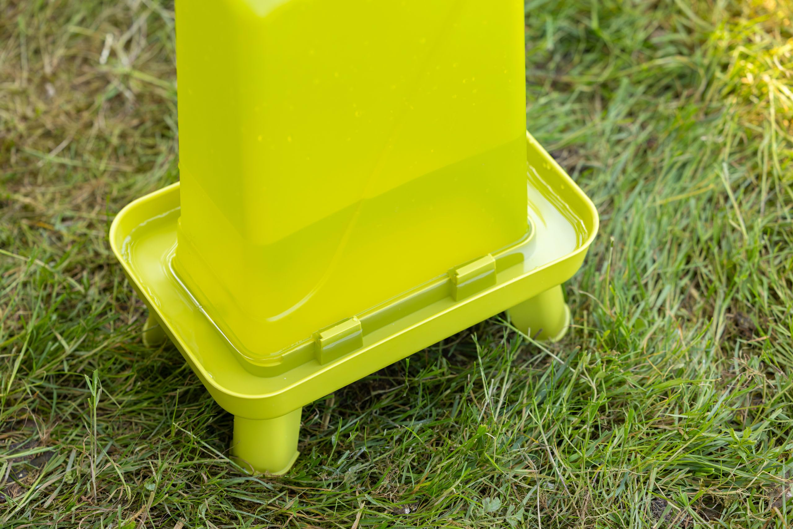 Kerbl Hobbyfarming abbeveratoio in plastica 5,5 l Verde 19x28x39,5 cm per pollame