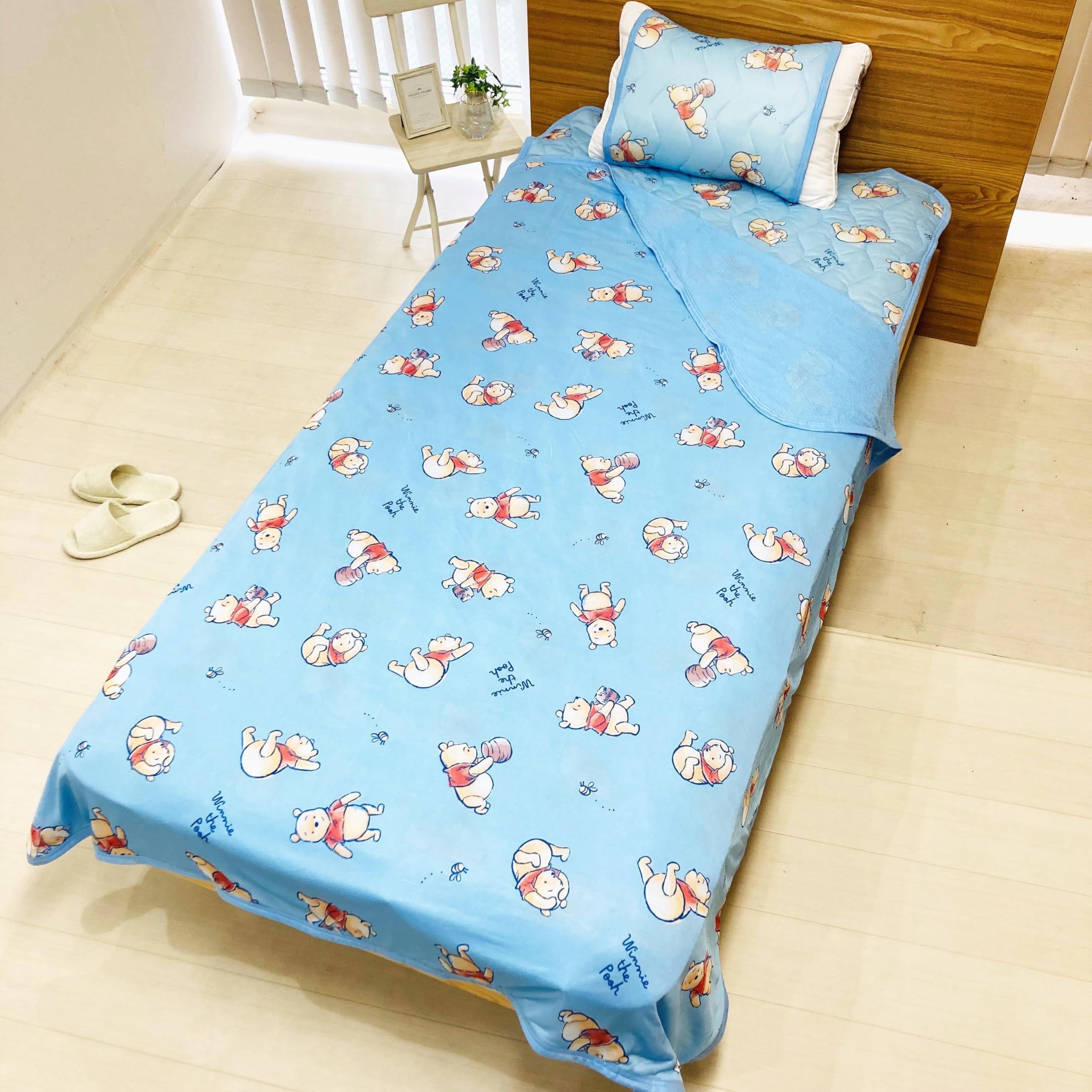 Amazon｜MORIPiLO ディズニー 夏用掛け布団 くまのプーさん (ひんやり