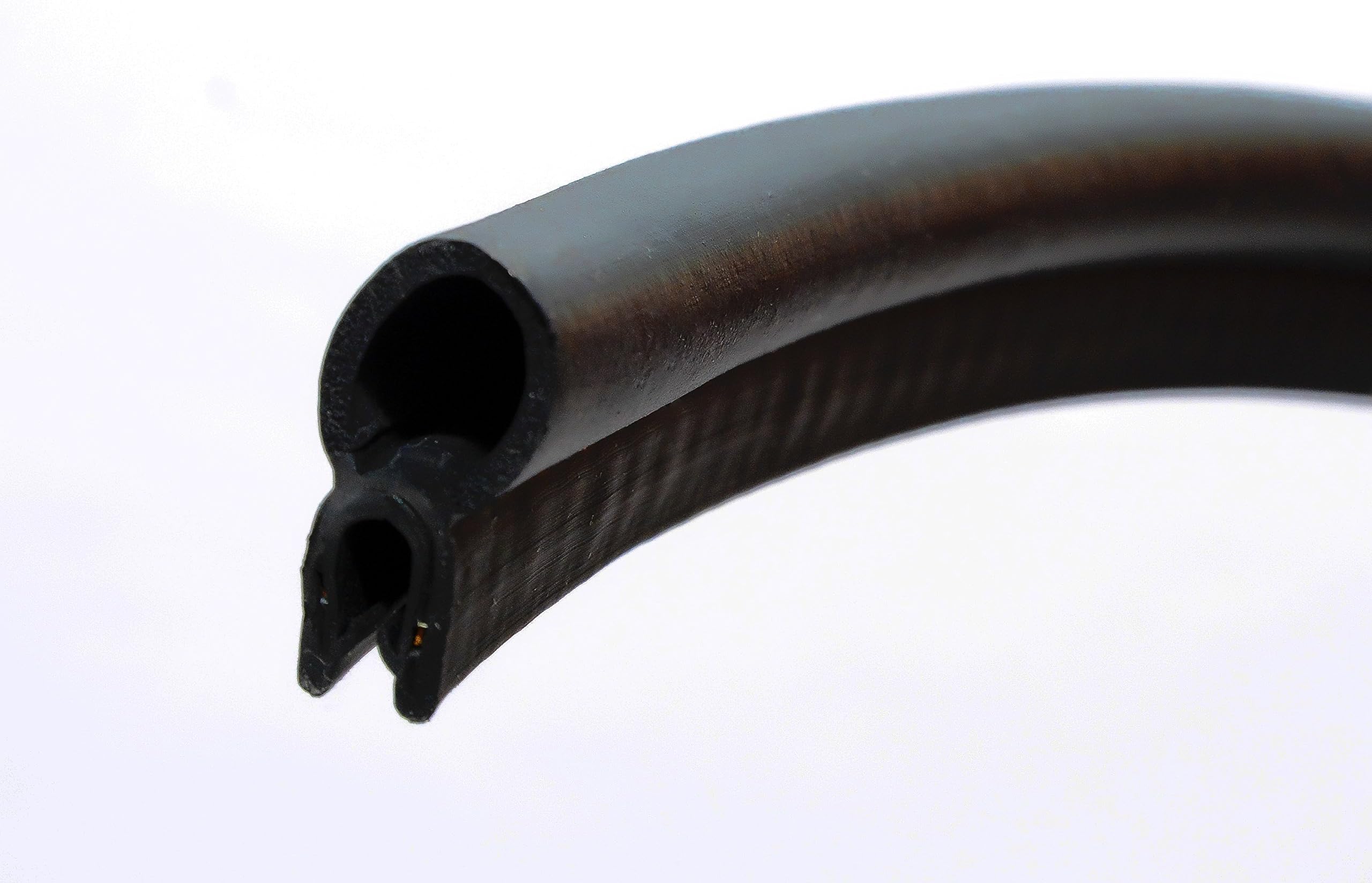 Vertical Bulb Trim Seal Bulb Diameter: 0.55" Flange Size: 0.039" to 0.14" (13 Feet)