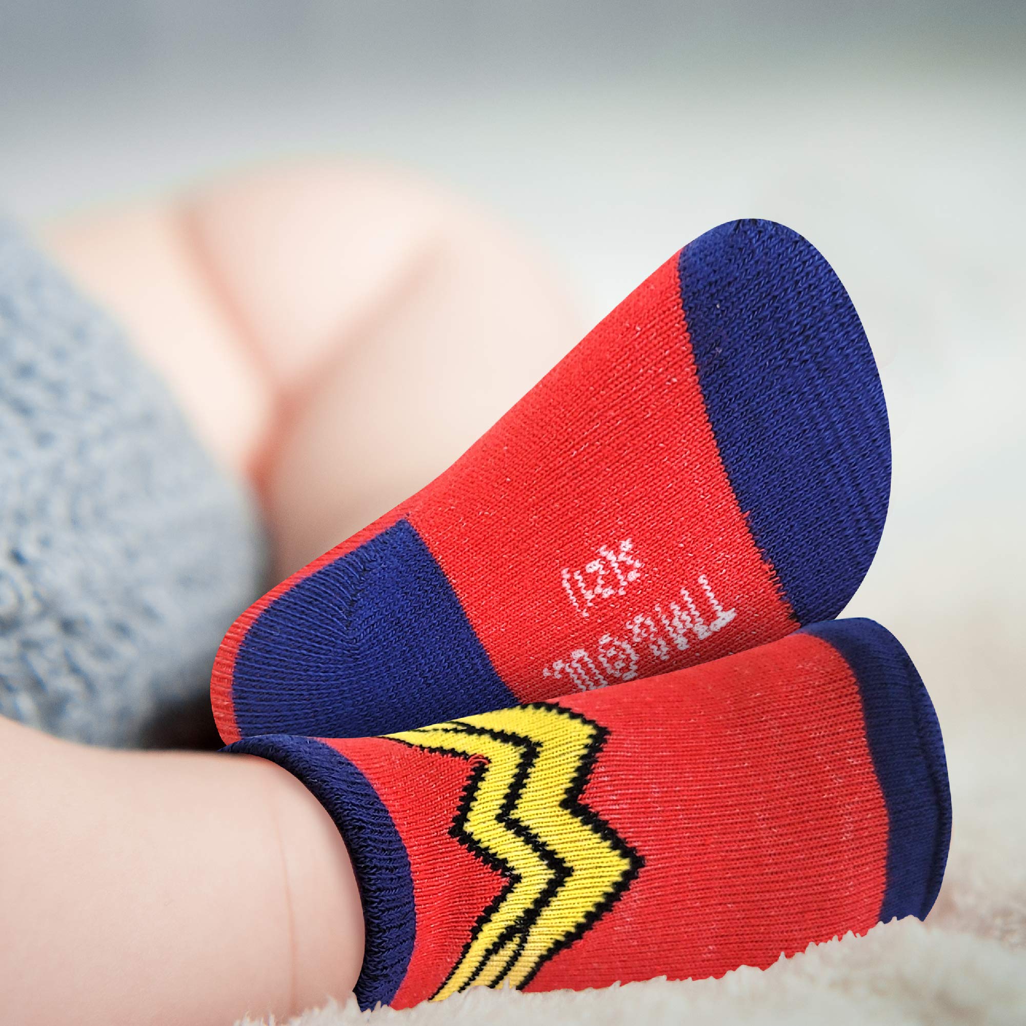 DC Comics Infant Girls' Socks - 12 Pack Low Cut Superhero Socks: Bat Girl, Super Girl, Wonder Woman, Size 6-12 Months, Wonder Woman