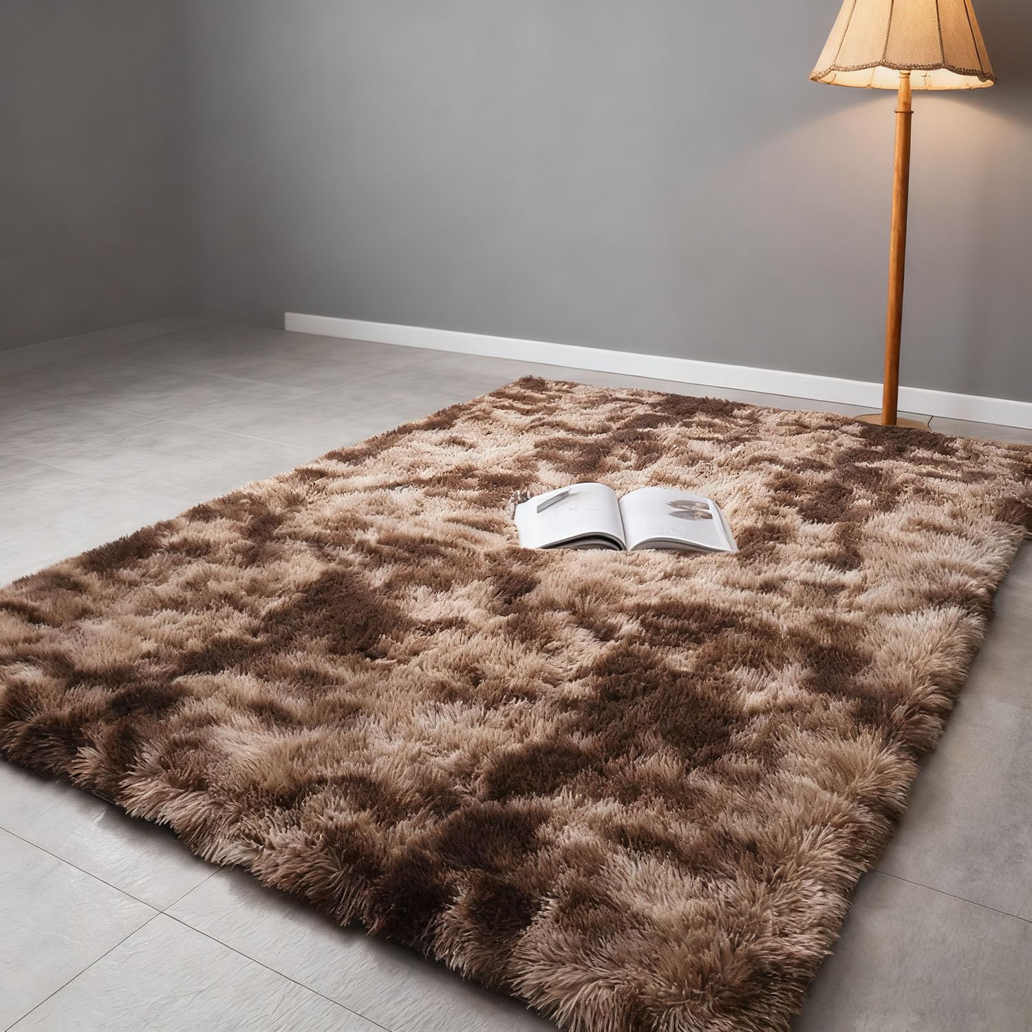 Tapis chambre à coucher confortable shaggy grand format beige