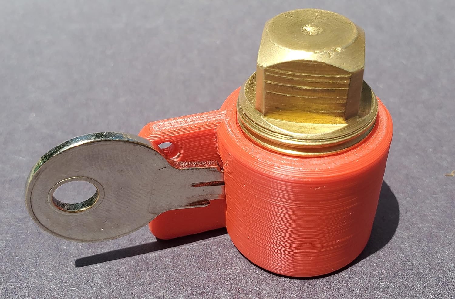 Key Chain Reminder for Boat Drain Plug - Locks Key in Device Using Garboard Plug