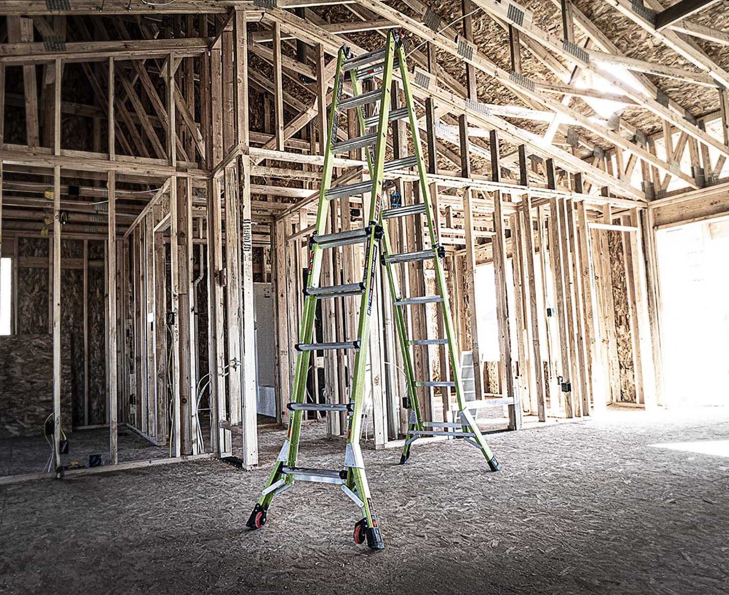 Little Giant Ladder Systems Dark Horse 2.0, M22, 6,7 m, drabina wielopozycyjna, włókno szklane, typ 1A, waga 136 kg, (16122-001)