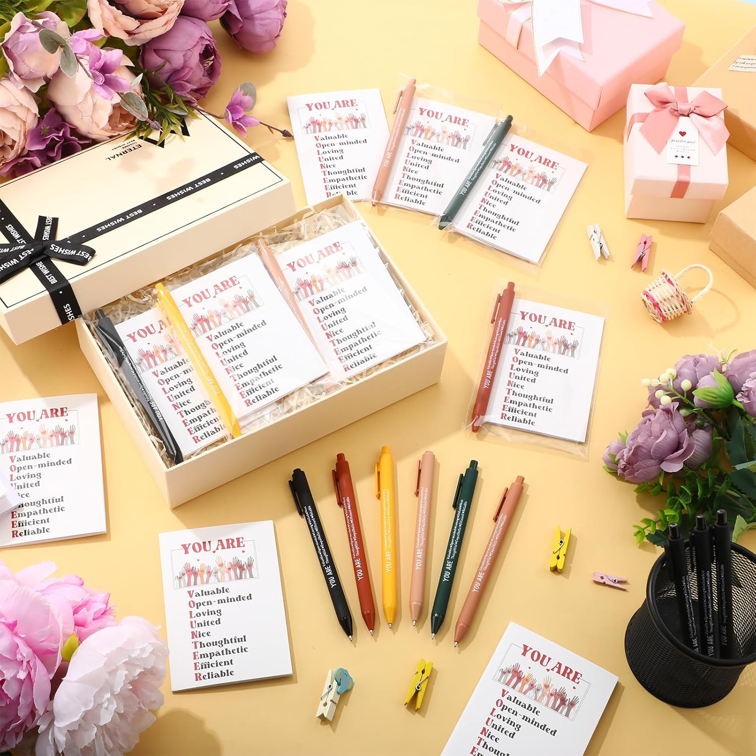 Eaasty 30 Sets Volunteer Appreciation Gifts Sets Ballpoint Pens Bulk Inspirational Notebooks with Bags for Social Volunteer Appreciation Month Employee Supplies