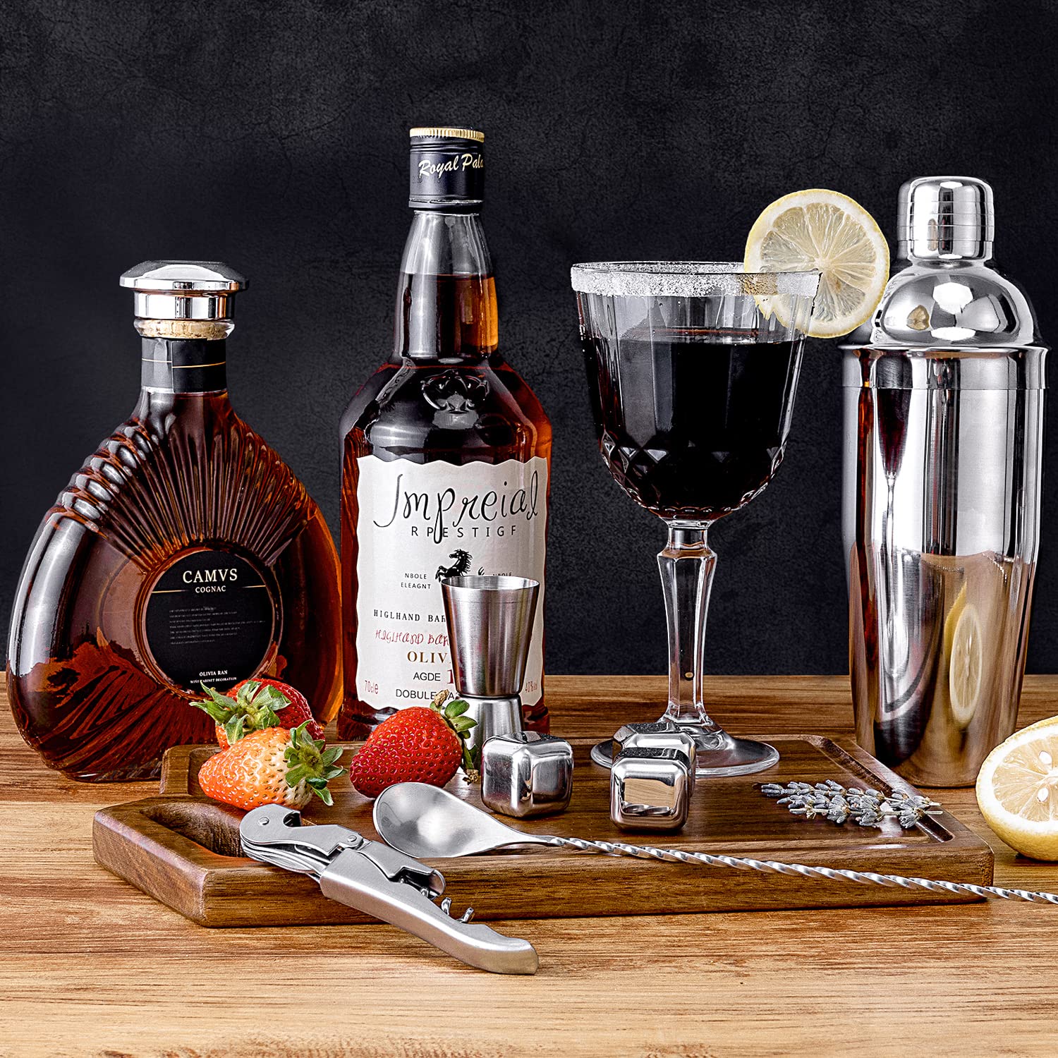 Amazon｜カクテルシェーカーセット 回転スタンド付き 18点 男性