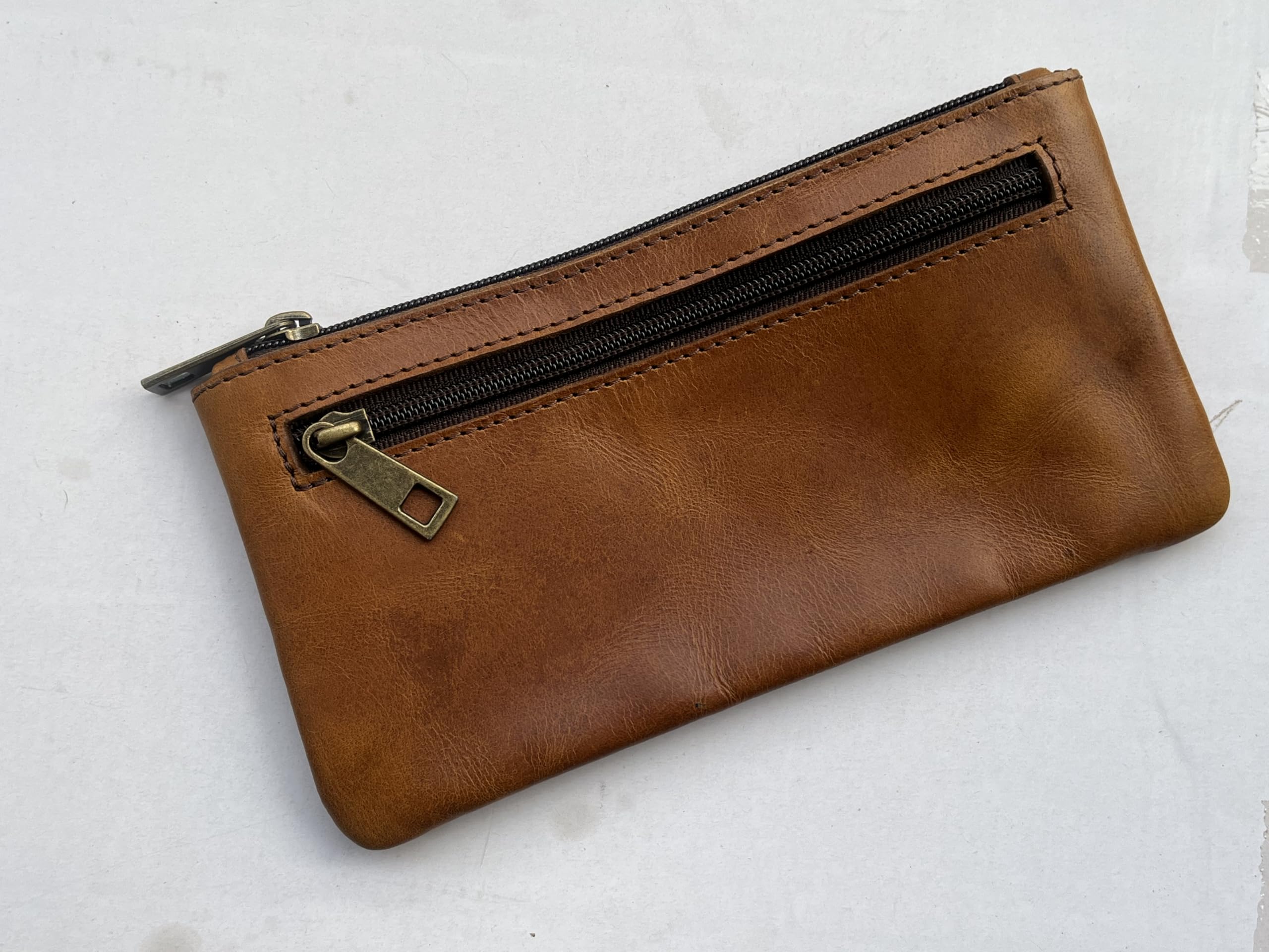 Vintage Leather Pencil Case Pouch, Pen Pouch for Work &amp; University, for Men,Women/Leather Pencil Cases for Adults Perfect for Office/Tool Pouch Zipper Bag, Small Tool Bag (Light Tan)