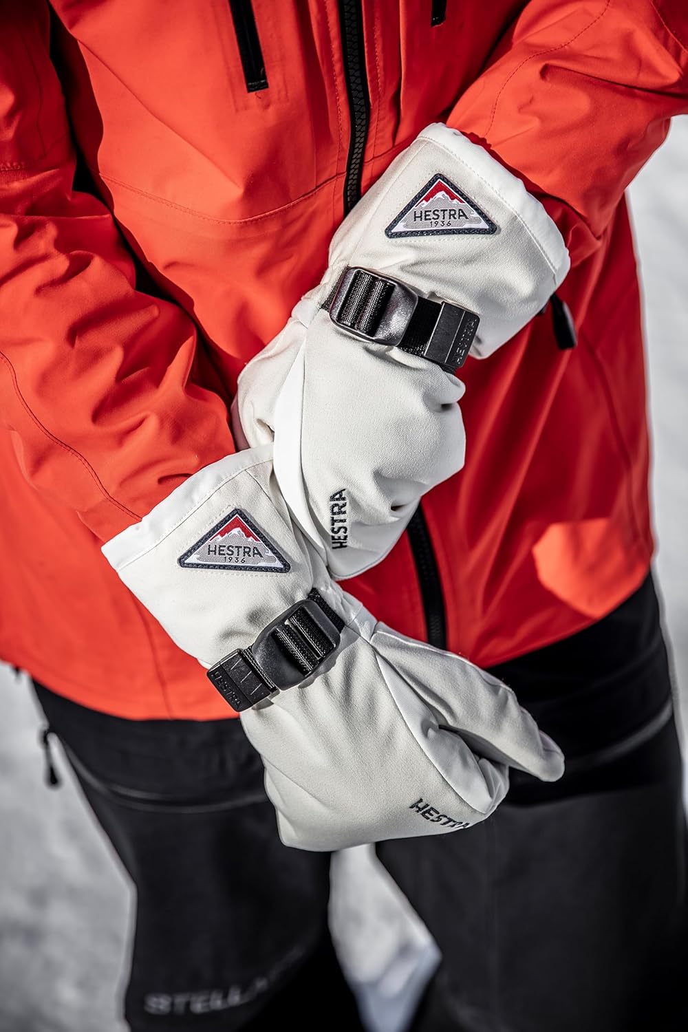 Hestra Unisex Powder Gauntlet Mitt, Windproof, Leather Everyday Winter Wear, Alpine Skiing Mitten for Men & Women - Image 8