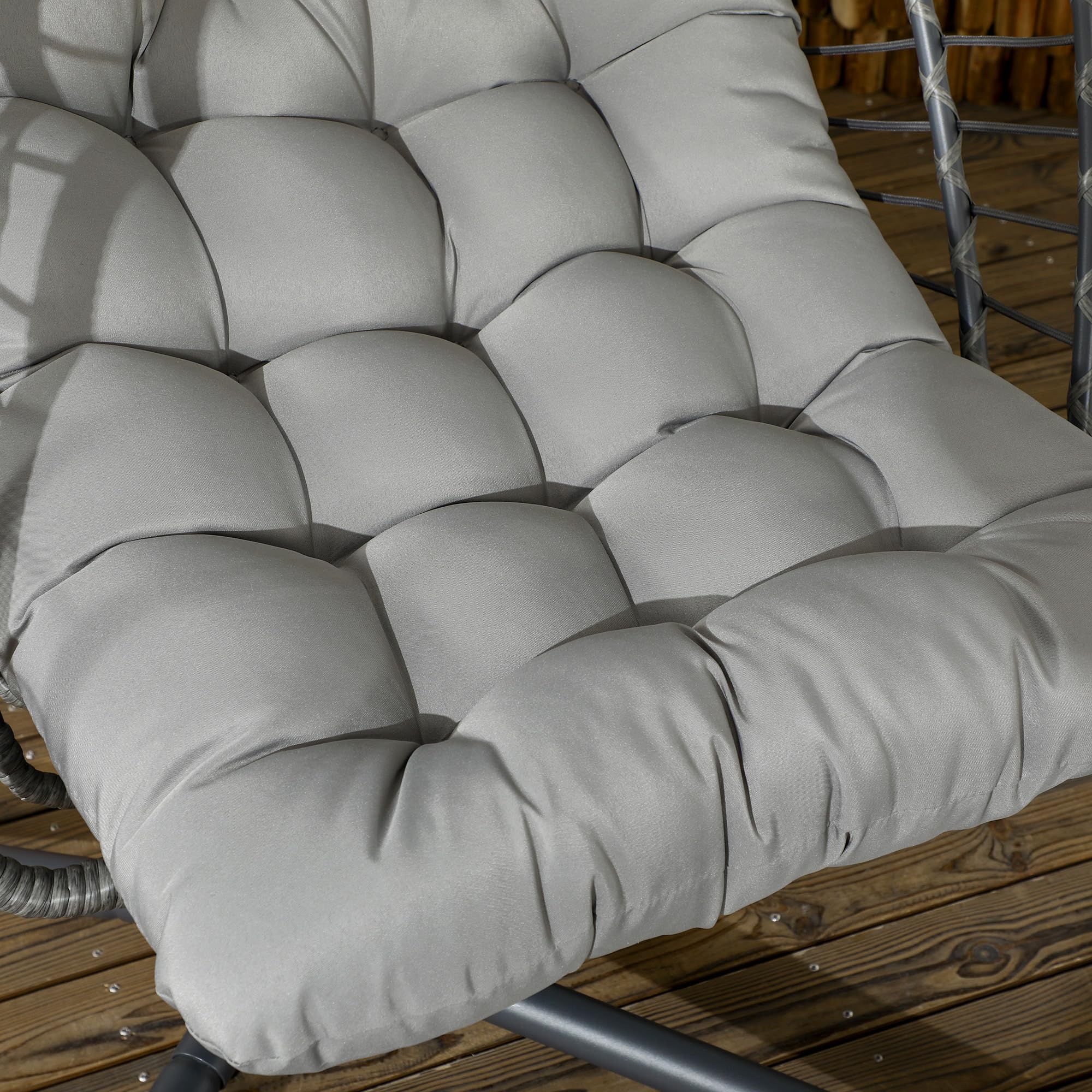 Outsunny Poltrona Sospesa in Rattan PE con Cuscino Imbottito, Sedia Sospesa a Dondolo con Seduta Pieghevole e Struttura in Acciaio, Grigio
