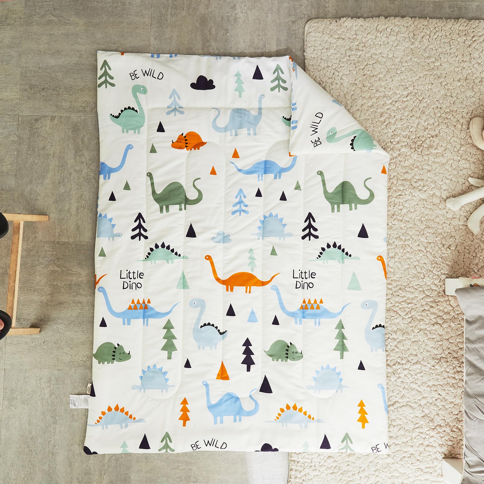 Joyreap Juego de ropa de cama de algodón de 4 piezas para niños y niñas, diseño reversible con temática de dinosaurio, color blanco y naranja, incluye edredón acolchado, sábana bajera, sábana encimera