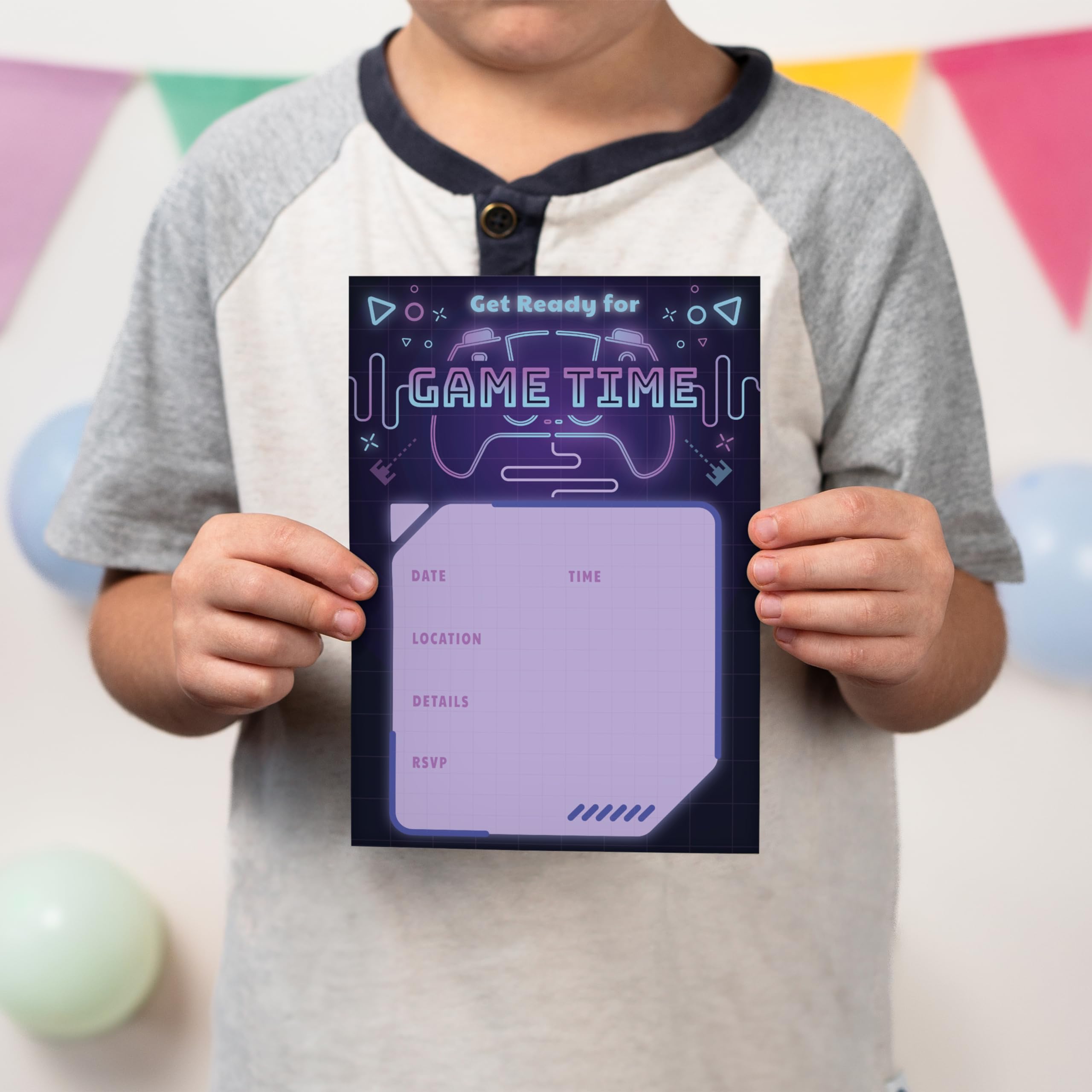 Rileys & Co. 50-Pack Game Party Invitations for Kids, 5 x 7 inches, Premium Quality Cards with Matching Envelopes & Stickers - Image 4